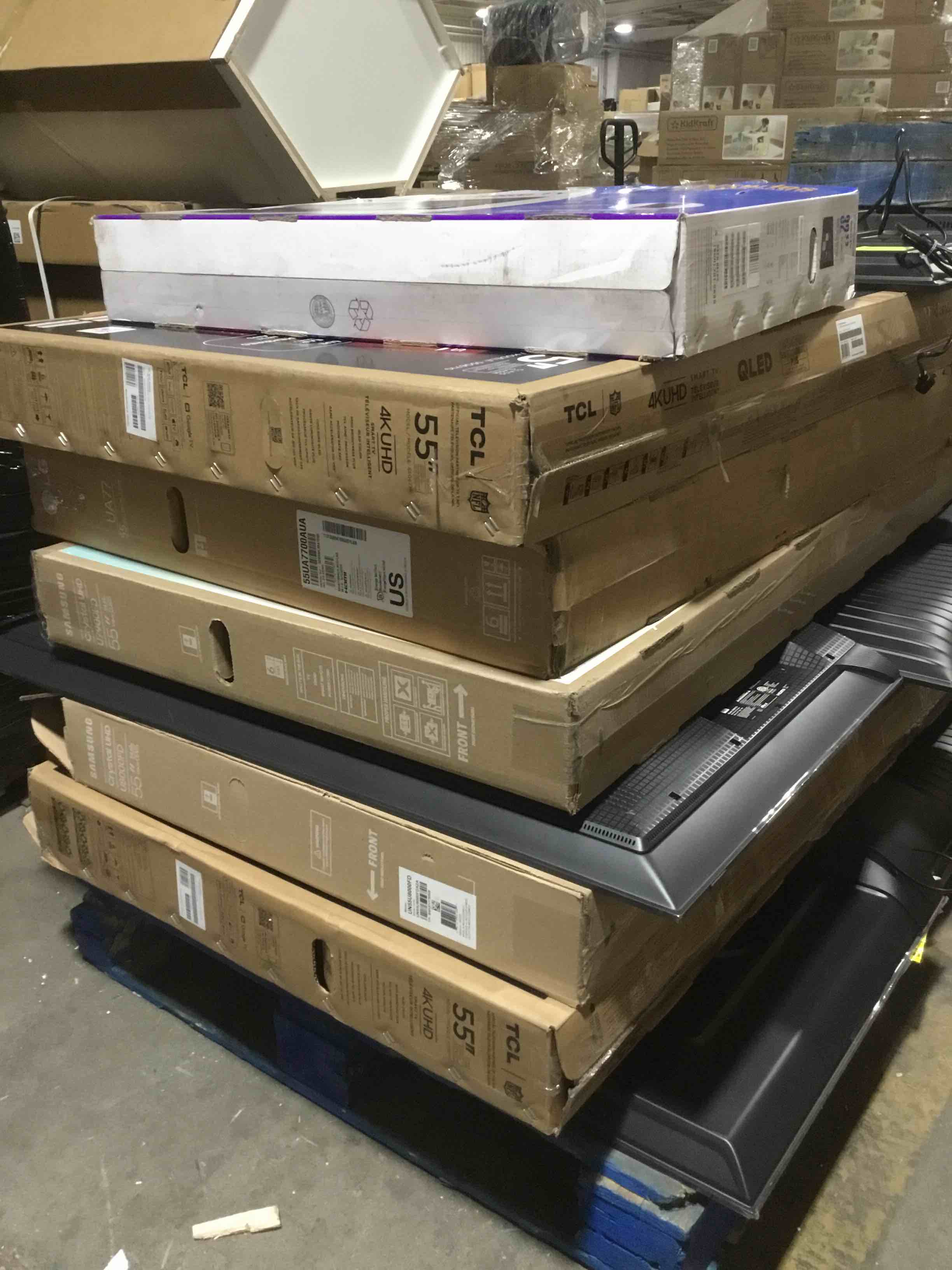 12 tvs most 55” or larger brands like Samsung lg Vizio Roku for parts or repair 