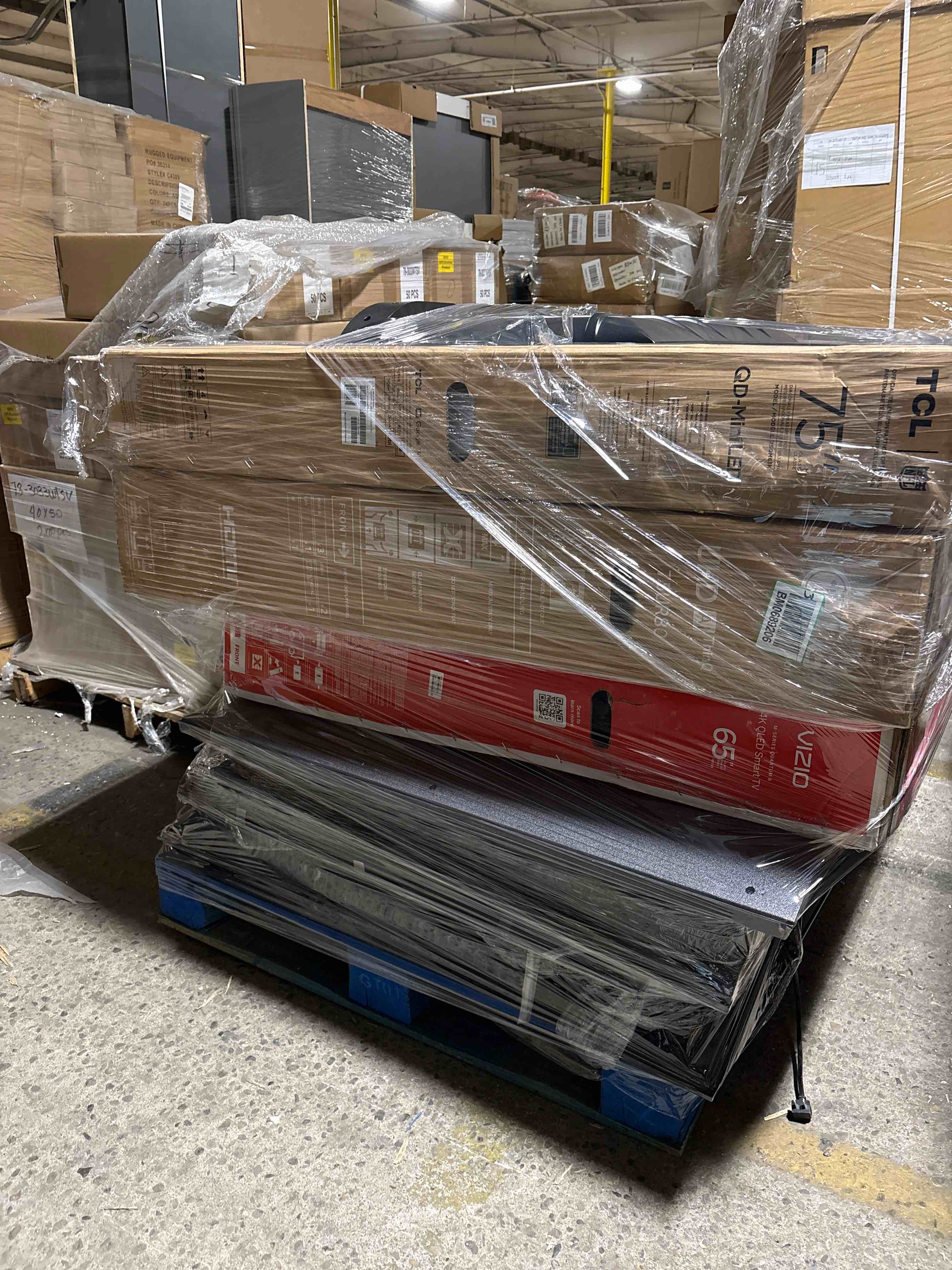 12 TVs most 55” or larger brands like Samsung LG Vizio Roku for parts or repair