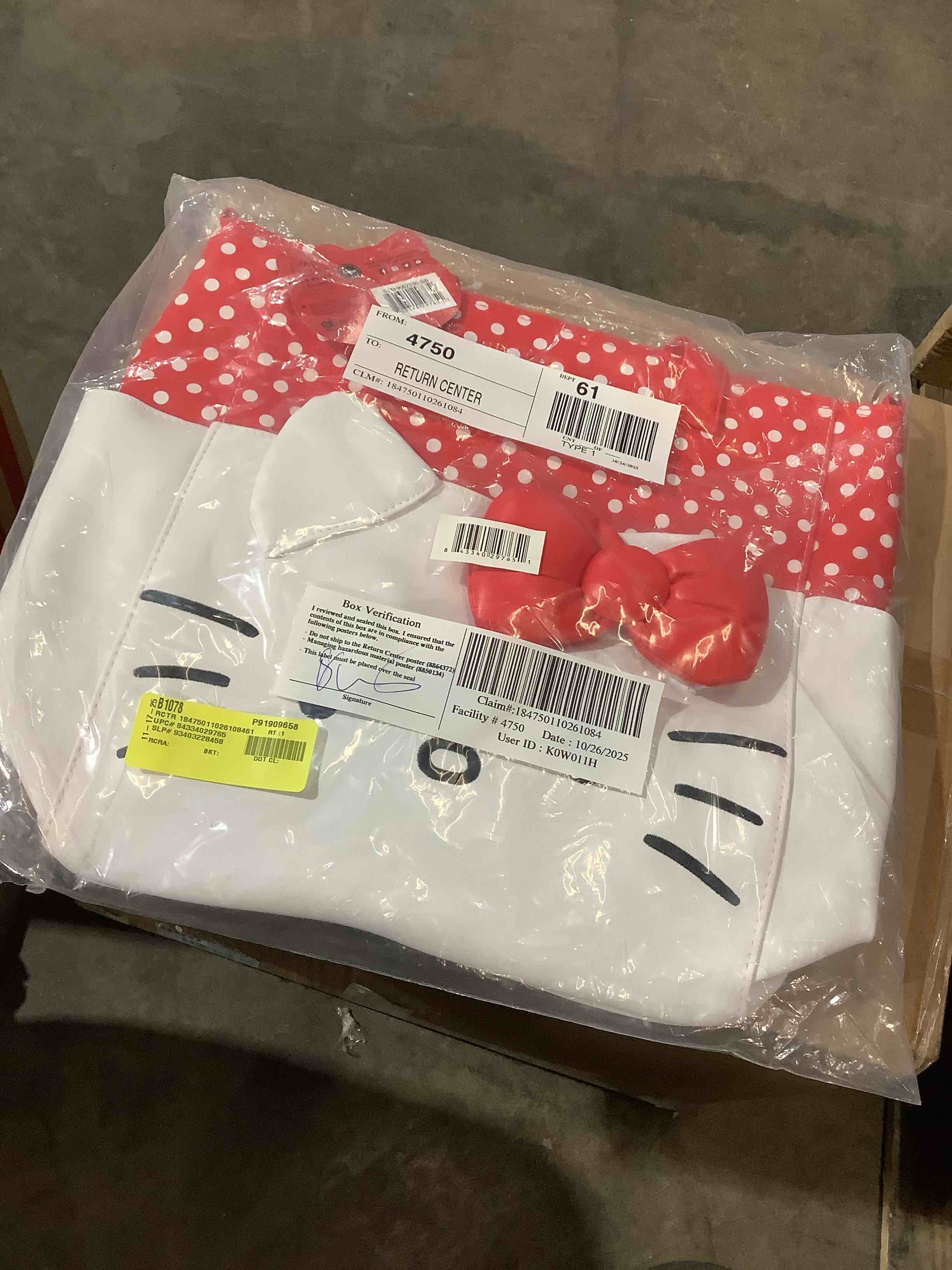 Hello Kitty tote bag