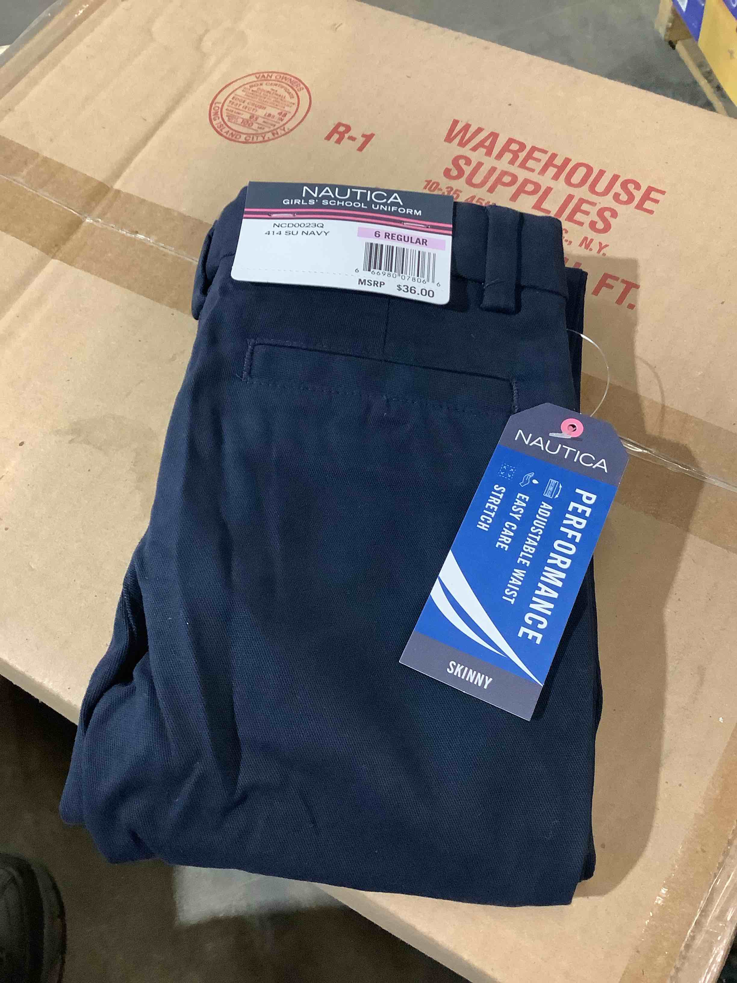 Nautica size 6 regular Little Girls' Stretch Skinny Uniform Pants