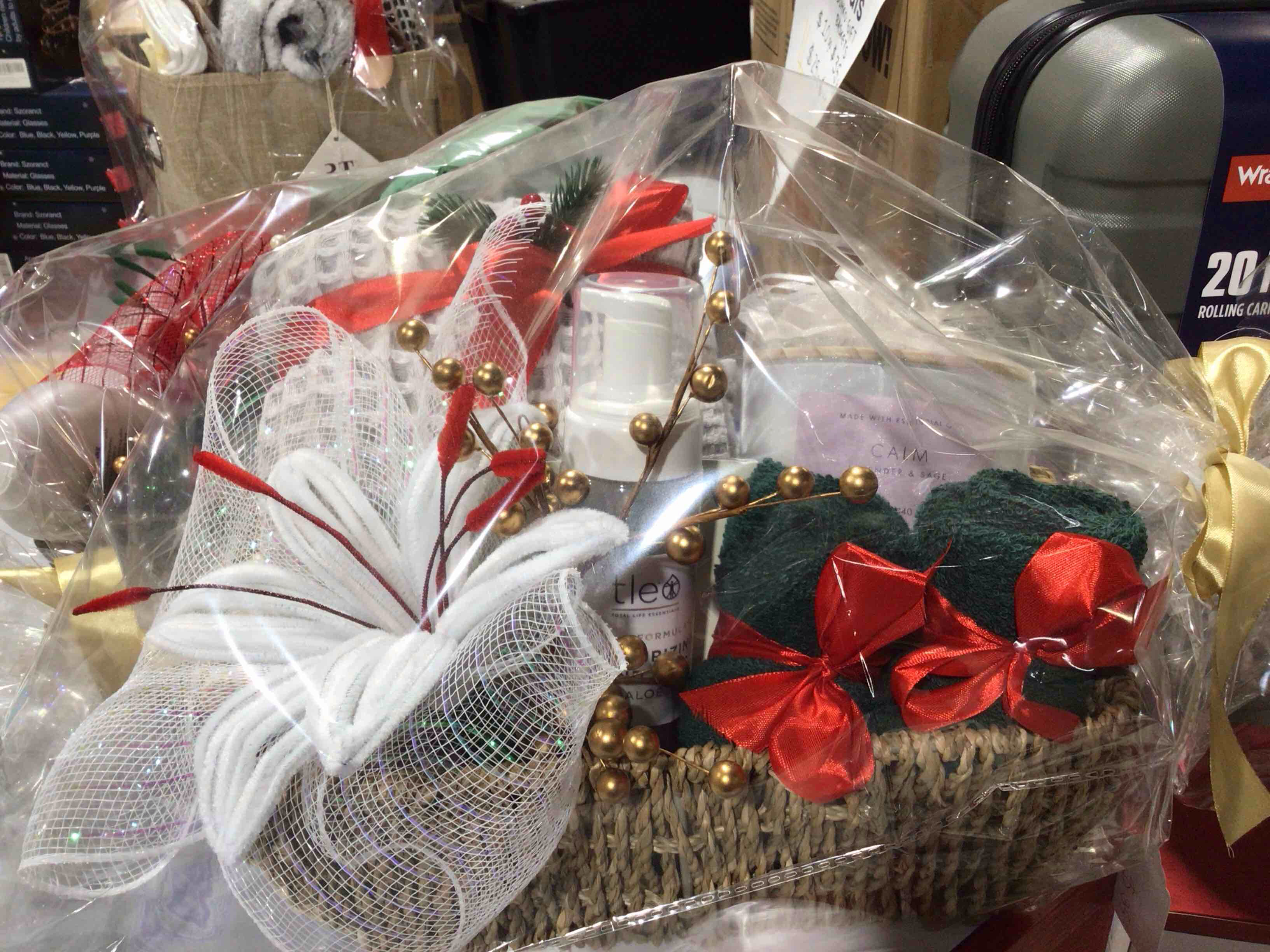 Holiday Magic Gift Basket