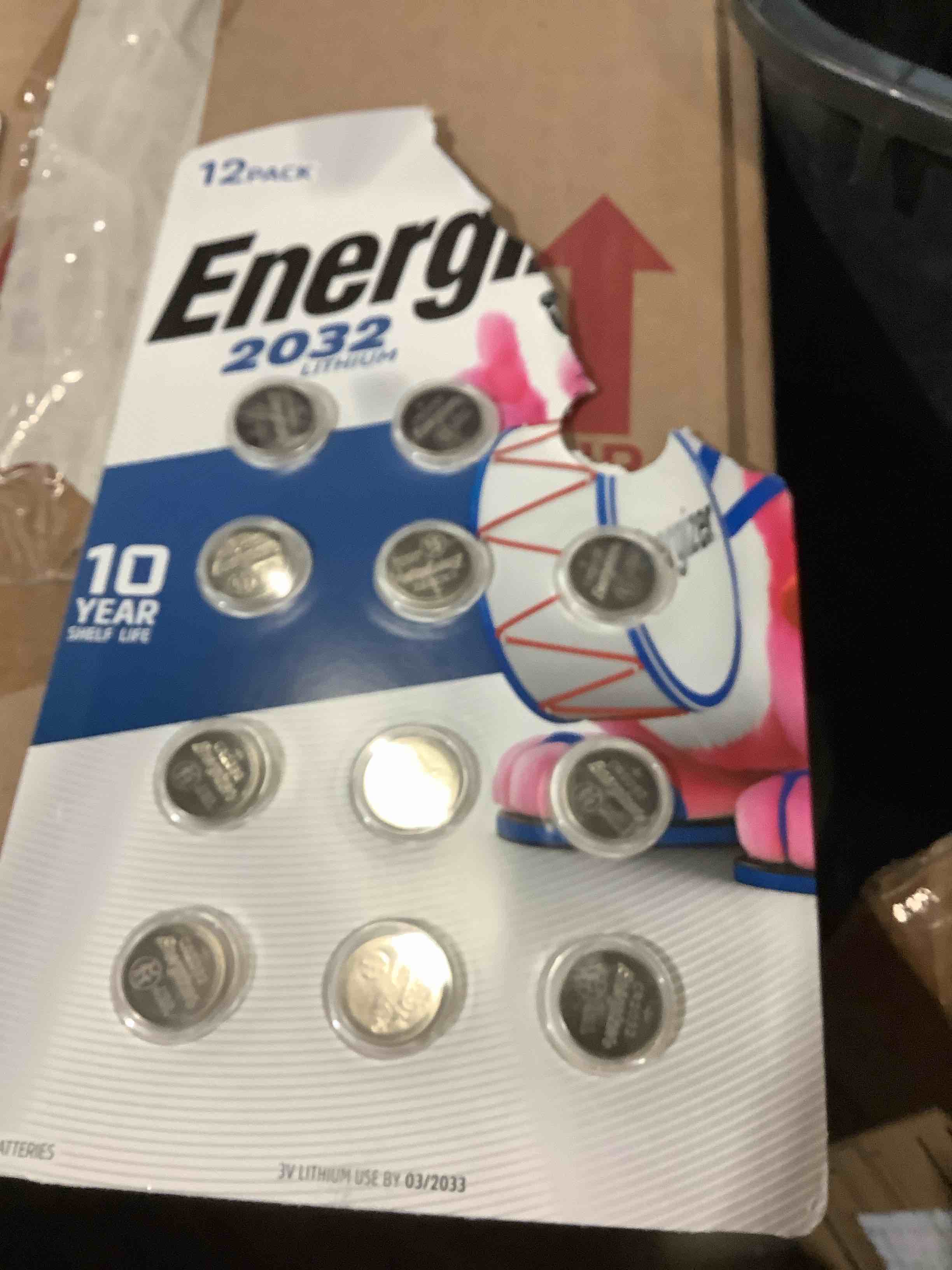 Energizer 2032 Lithium Coin Battery 12-Pack, One battery missing