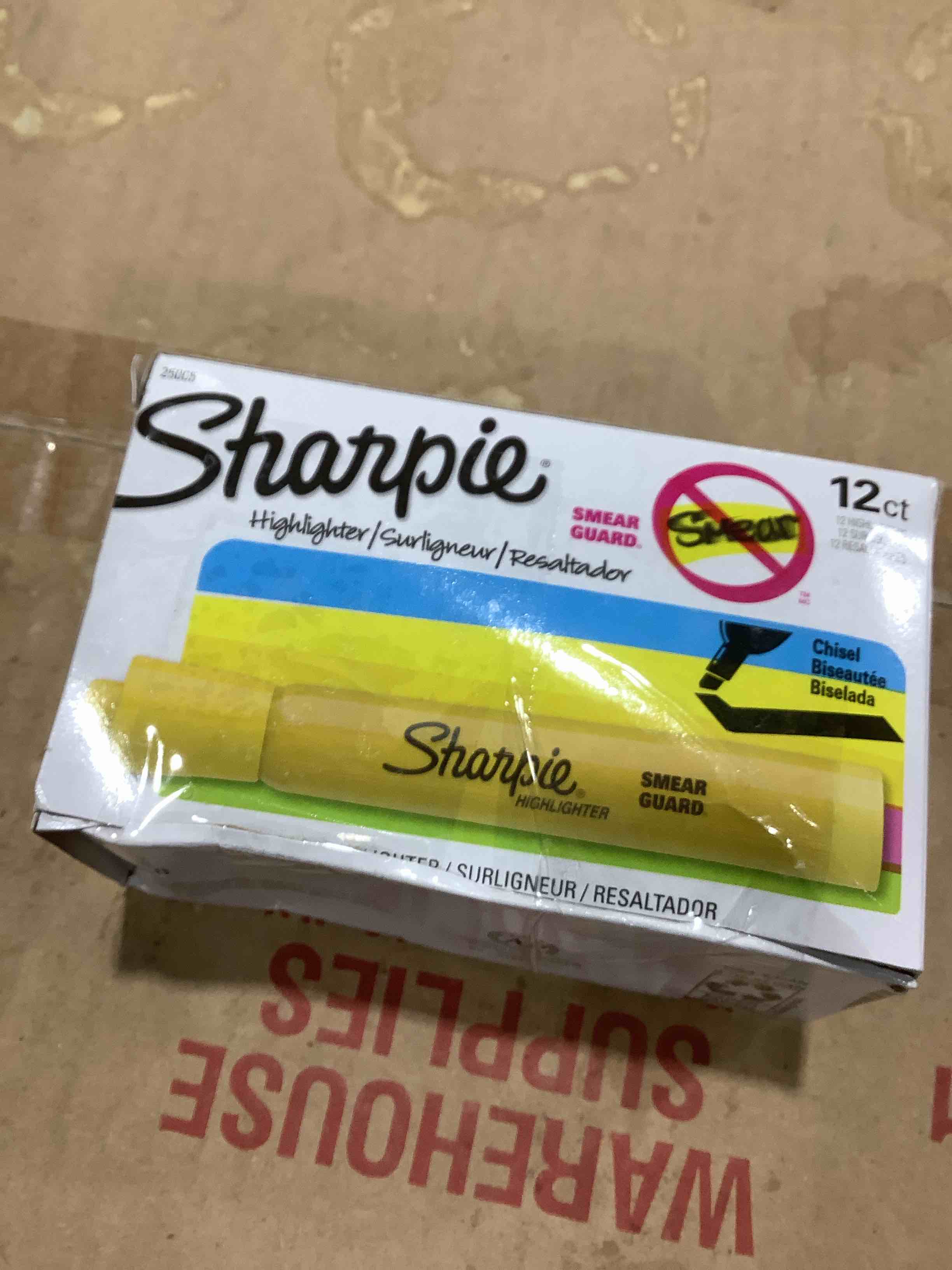 Condition photo showing New/Like New for Sharpie SmearGuard Tank Style Highlighters  1 Dozen (Quantity)