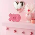 Spritz Flocked XO DECORATION