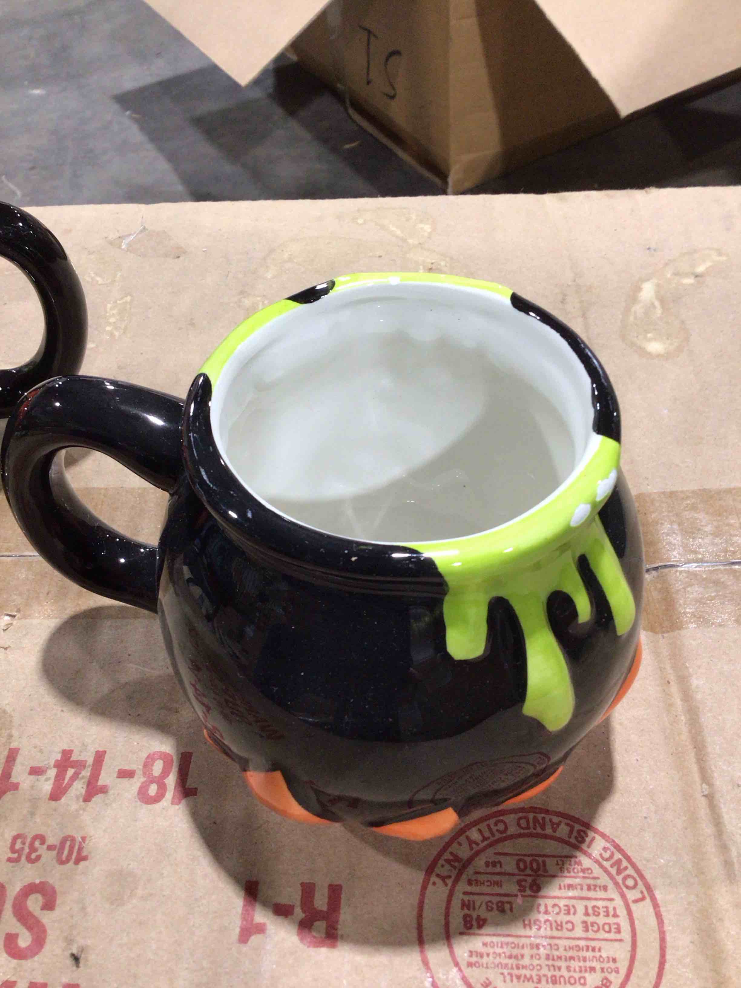 HYDE EEK! MUG, EARTHWARE Dishwasher and microwave safe