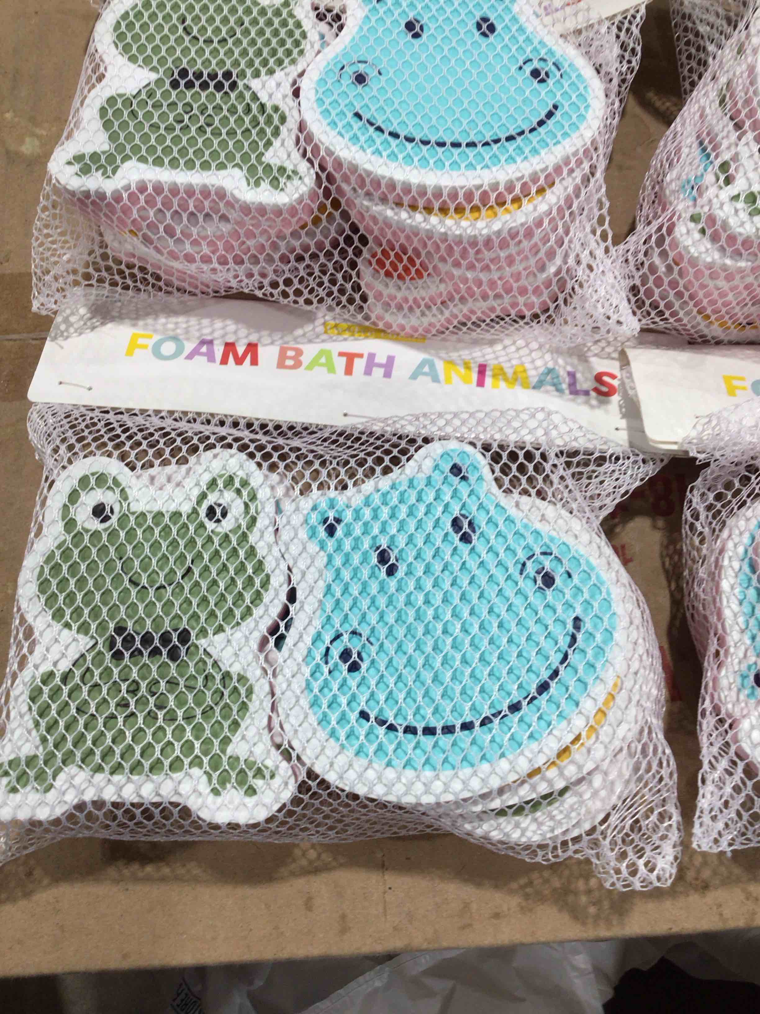 12 count foam bath Animals for 12 months and up