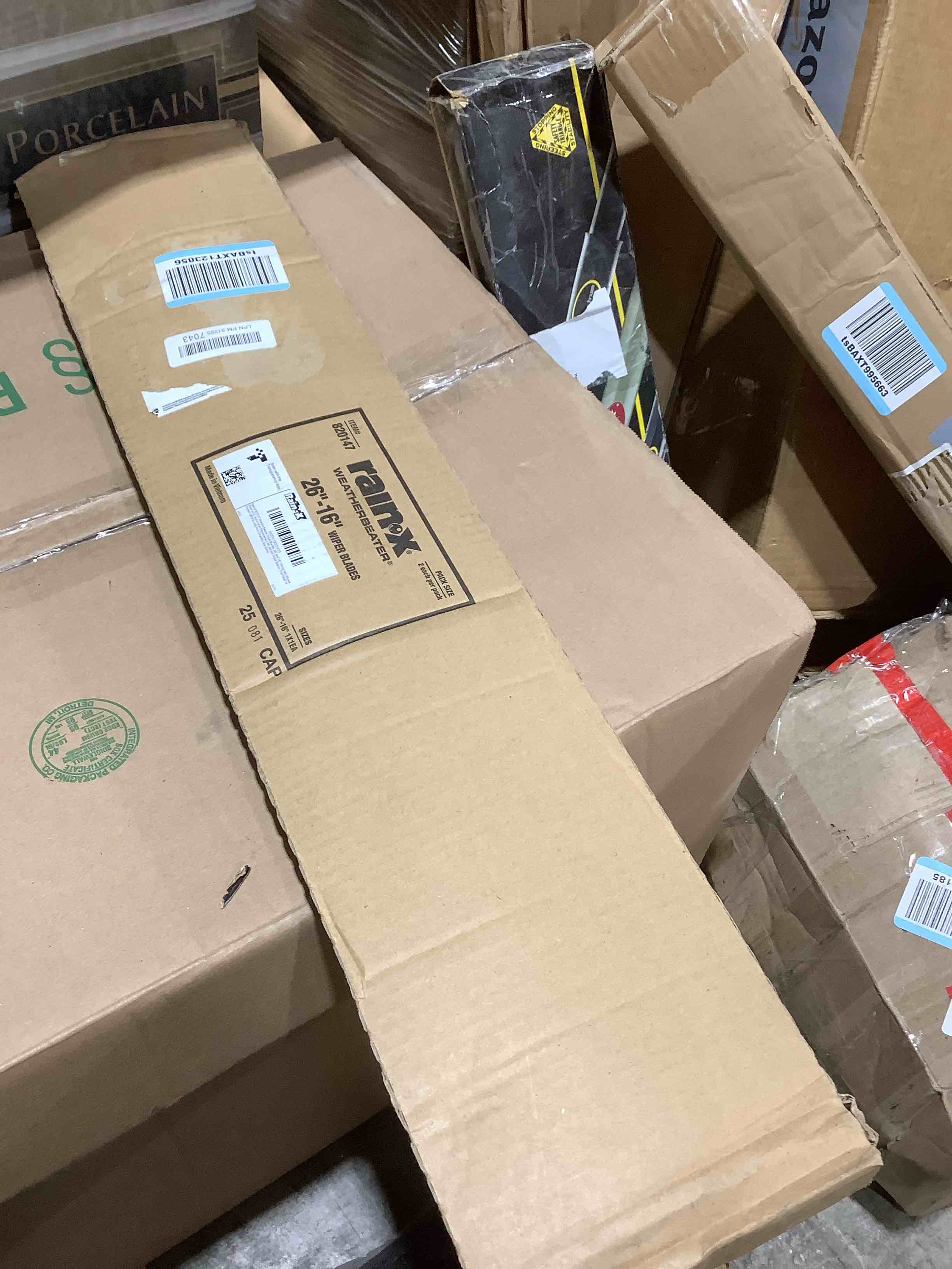 Condition photo showing Good Condition for Rain-X - 820147 WeatherBeater Wiper Blade Combo Pack 26  and 16