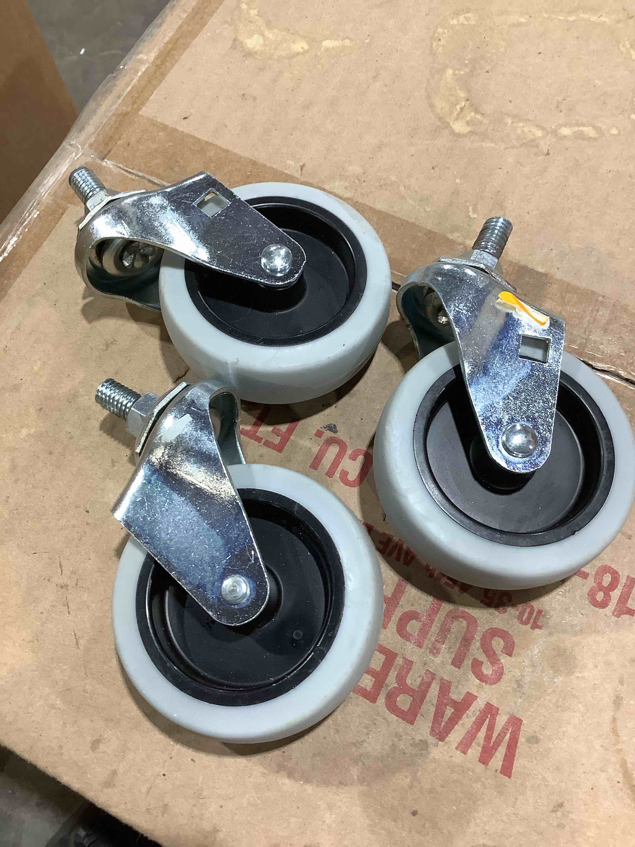 Condition photo showing Good Condition for 3" gray stem caster, set of 3