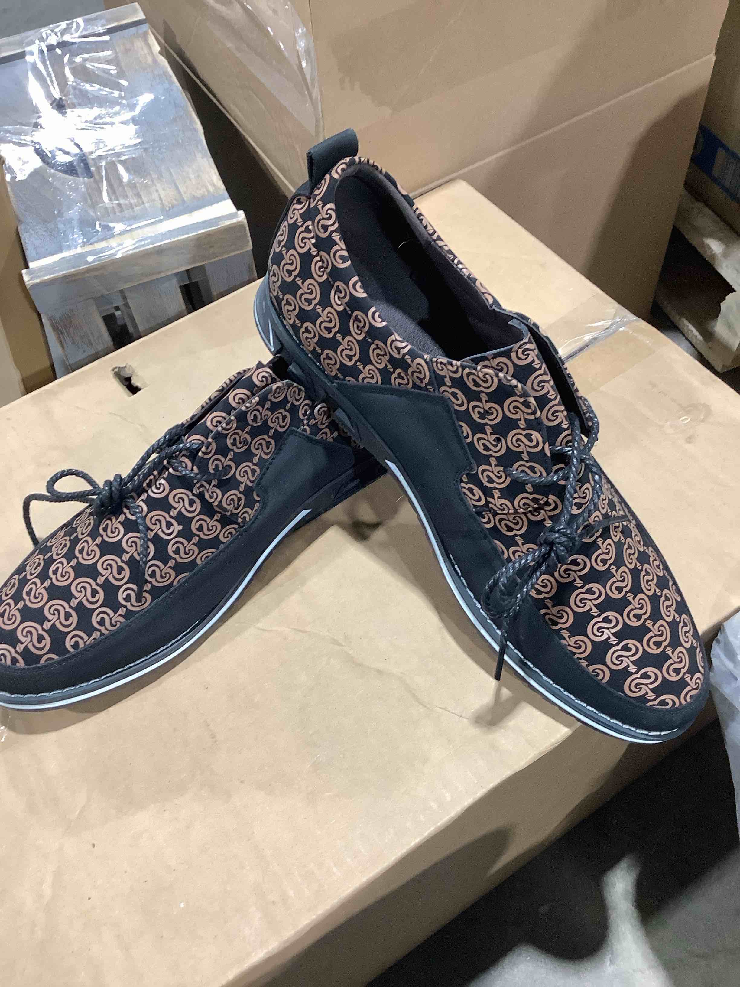 THE ITSY BITSY SPIDER CLIMBED UP THE WATER SPOUT AT CRDEALS WAYCROSS! 