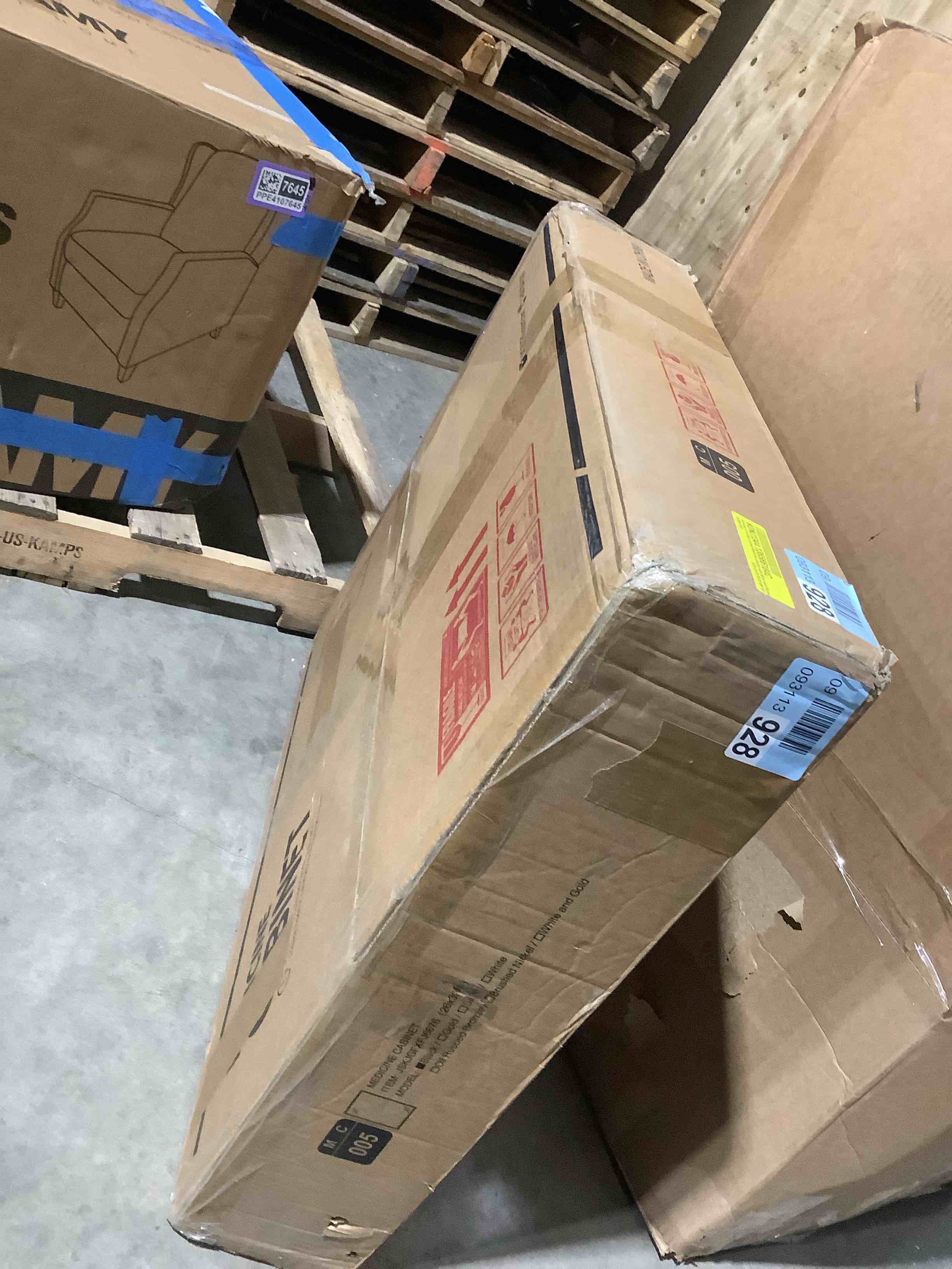 Condition photo showing Good Condition for Recessed and surface frame medicine cabinet with mirror and shelves, black