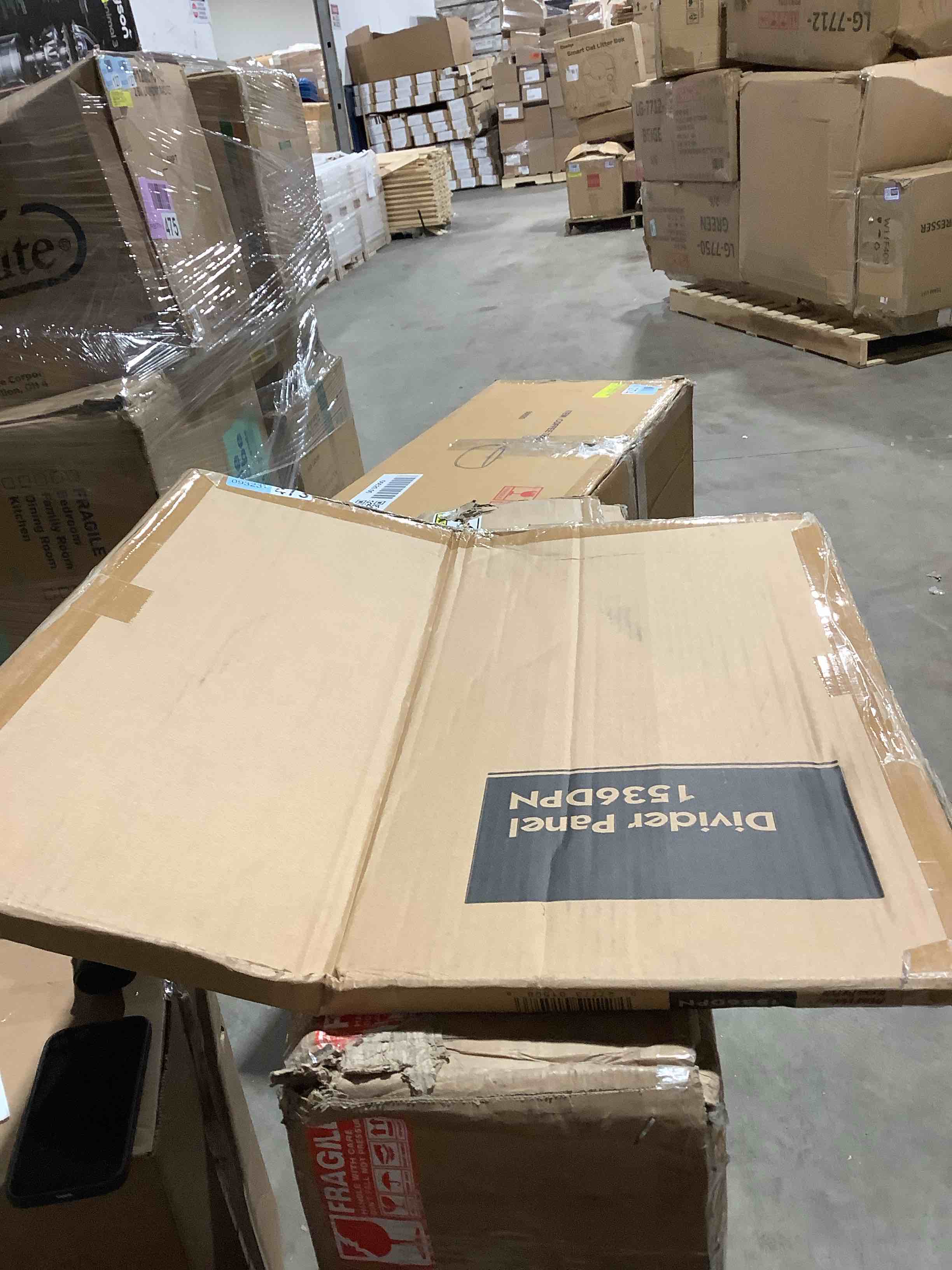 Condition photo showing Good Condition for Midwest Homes For Pets Divider Dog Panel