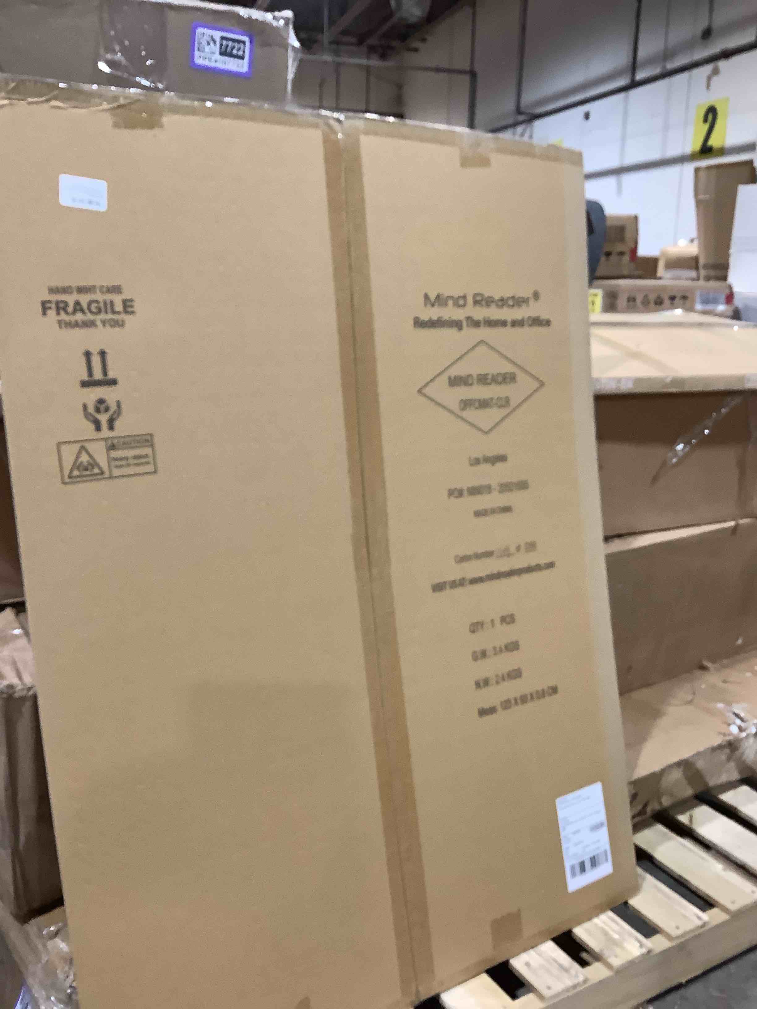 Condition photo showing New/Like New for Mind Reader Office Mat, clear