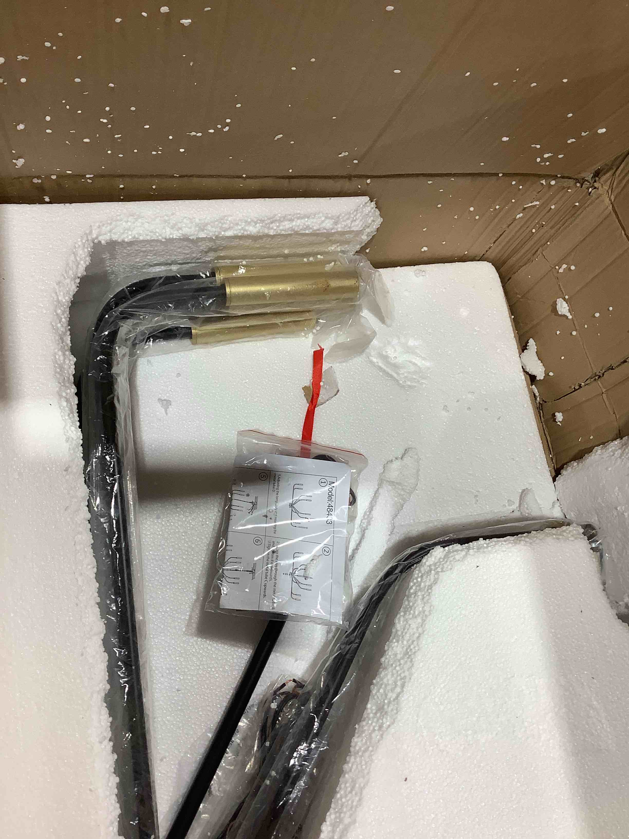 Condition photo showing Good Condition for 15 lights, traditional chandelier, candle, opera farmhouse