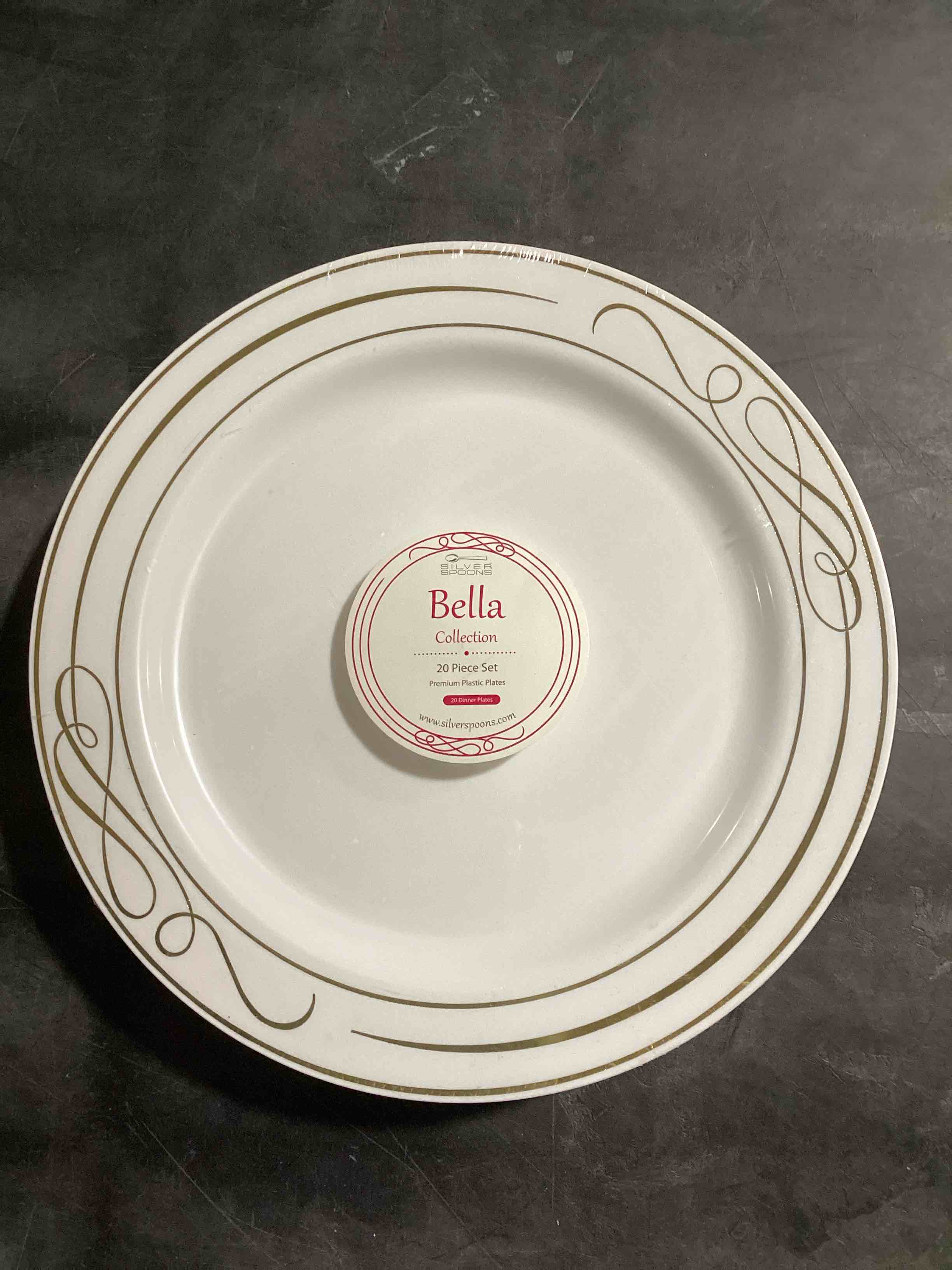 Bella Collection Premium Plastic Dinner Plates, 20 Count 