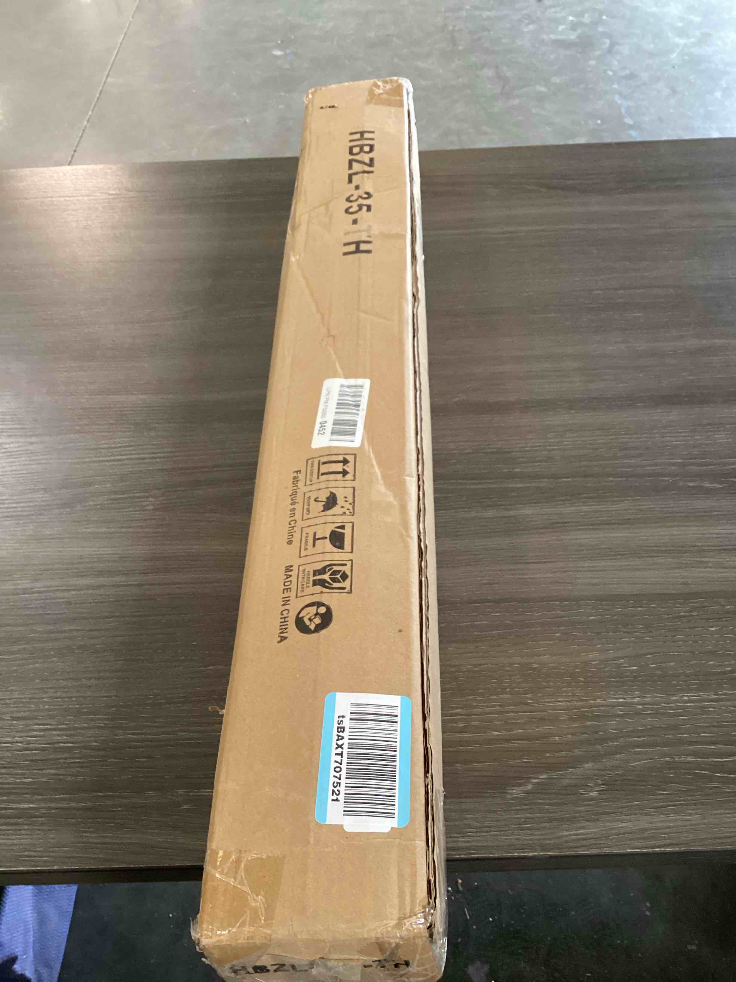 https://s3.amazonaws.com/lotting-images-prod/bidfta/PPE4196403_1777485443068.jpeg