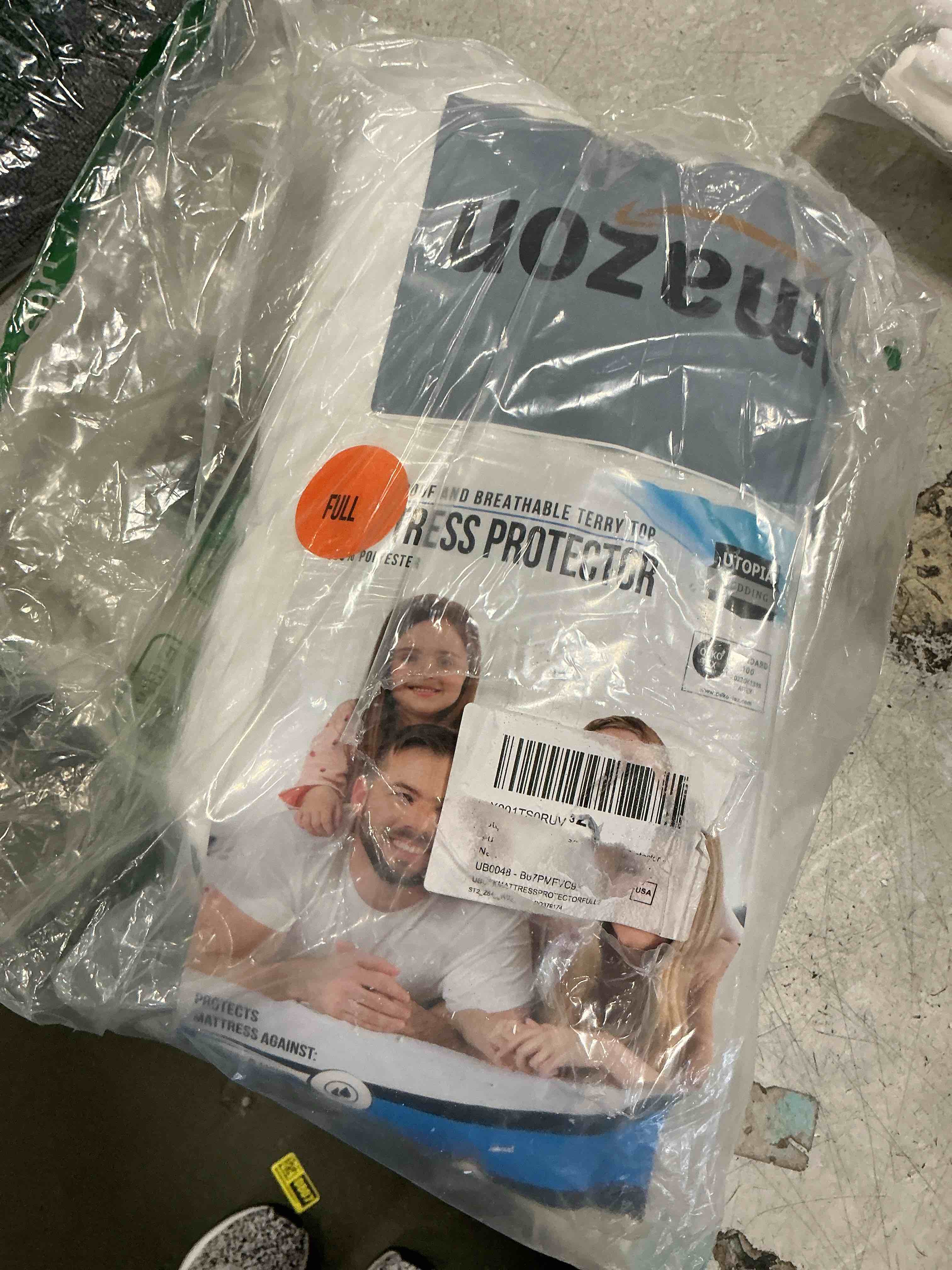 Condition photo showing As Is for Utopia Bedding Waterproof Mattress Protector Full Size, Premium 200 GSM Terry Mattress Cover, Soft & Breathable Bed Cover, Fitted Sheet Style with Stretchable Deep Pockets 15" (White) White Full