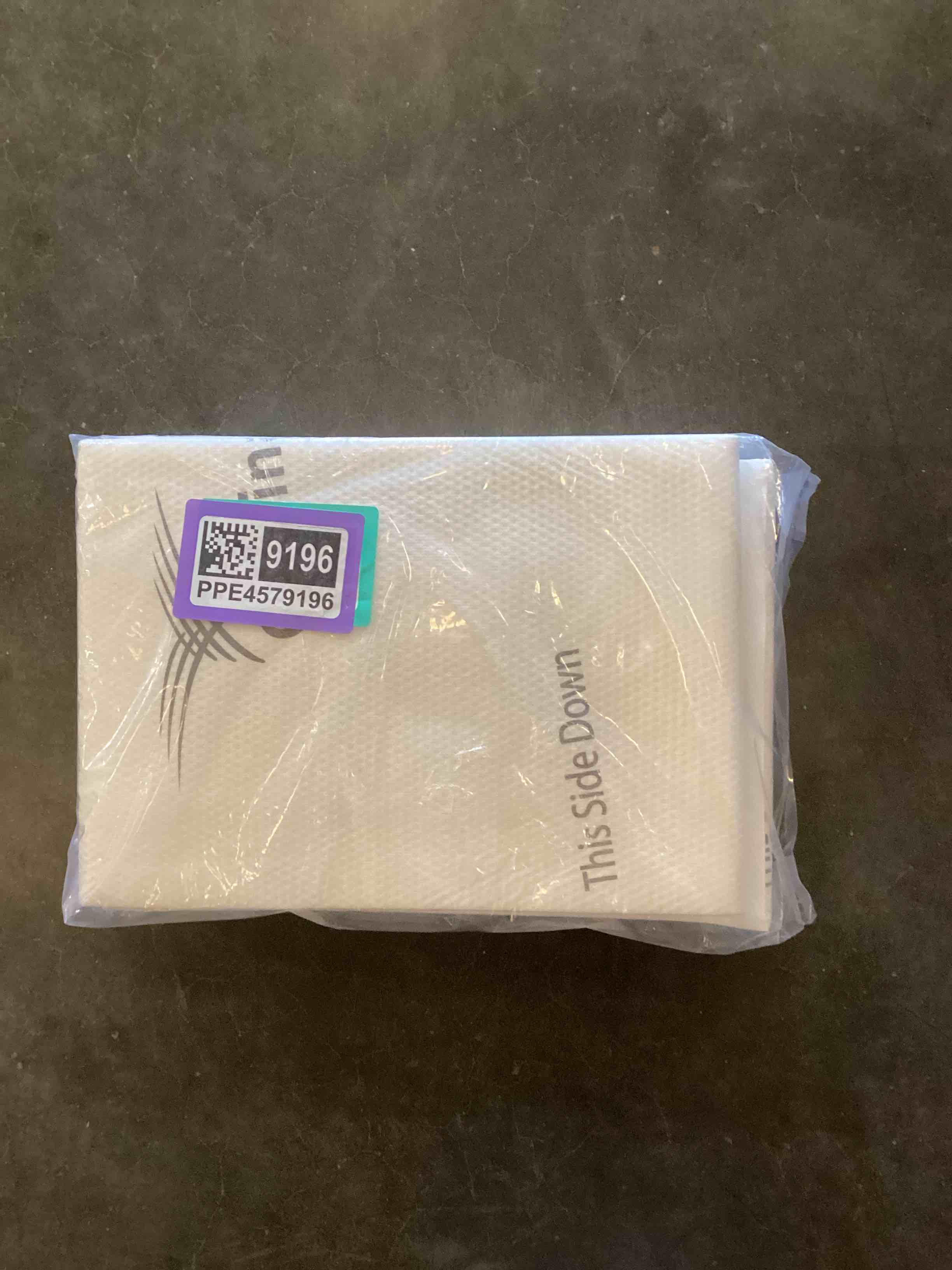 Condition photo showing New/Like New for Cardinal Health UPPMX3036 Premium Underpad, Wings Maximum Absorbency, White,