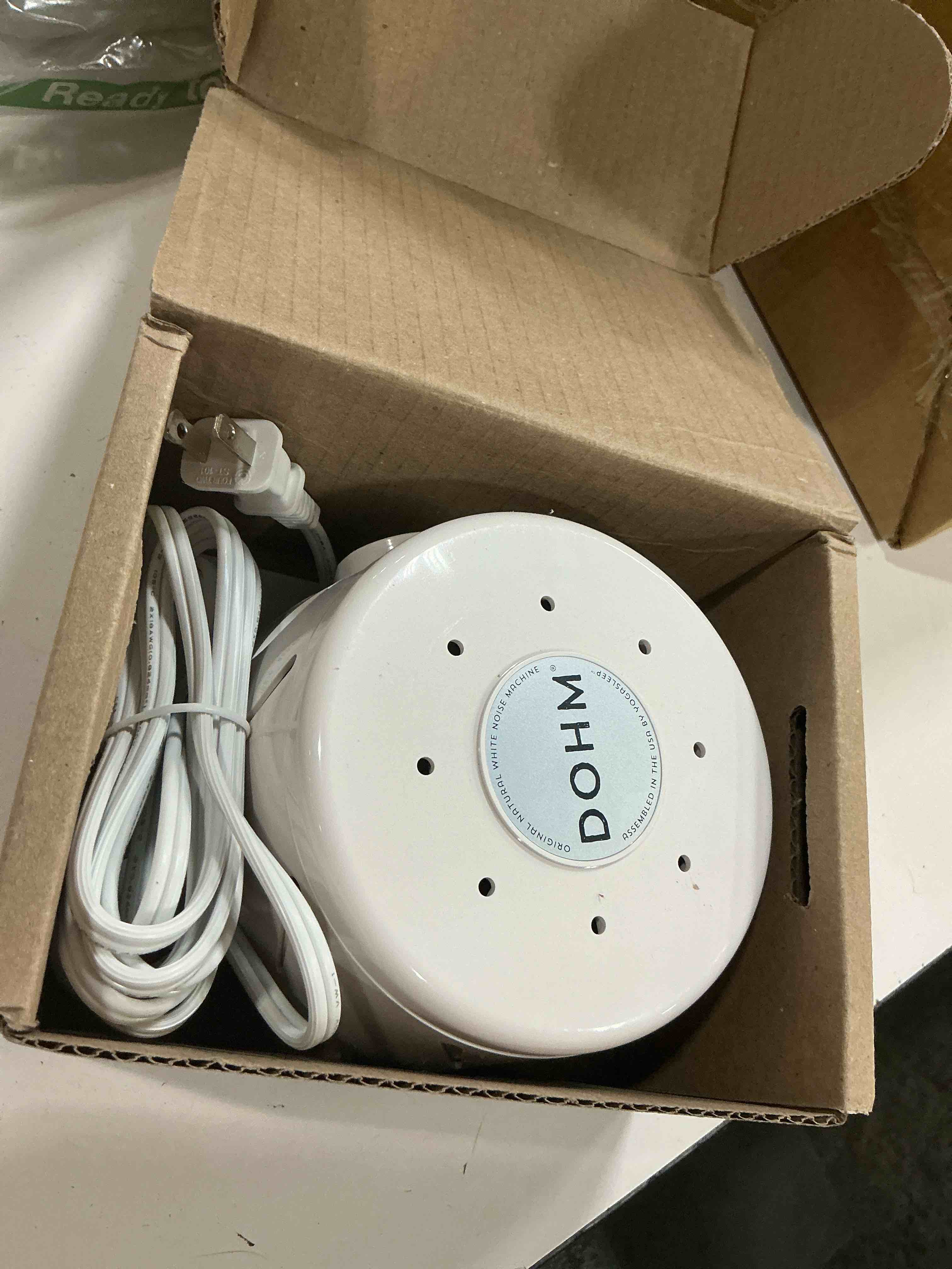Condition photo showing New/Like New for yogasleep dohm classic (white) the original white noise sound machine, soothing natural sounds from a real fan, sleep therapy for adults & baby, noise cancelling for office privacy & meditation white pack of 1