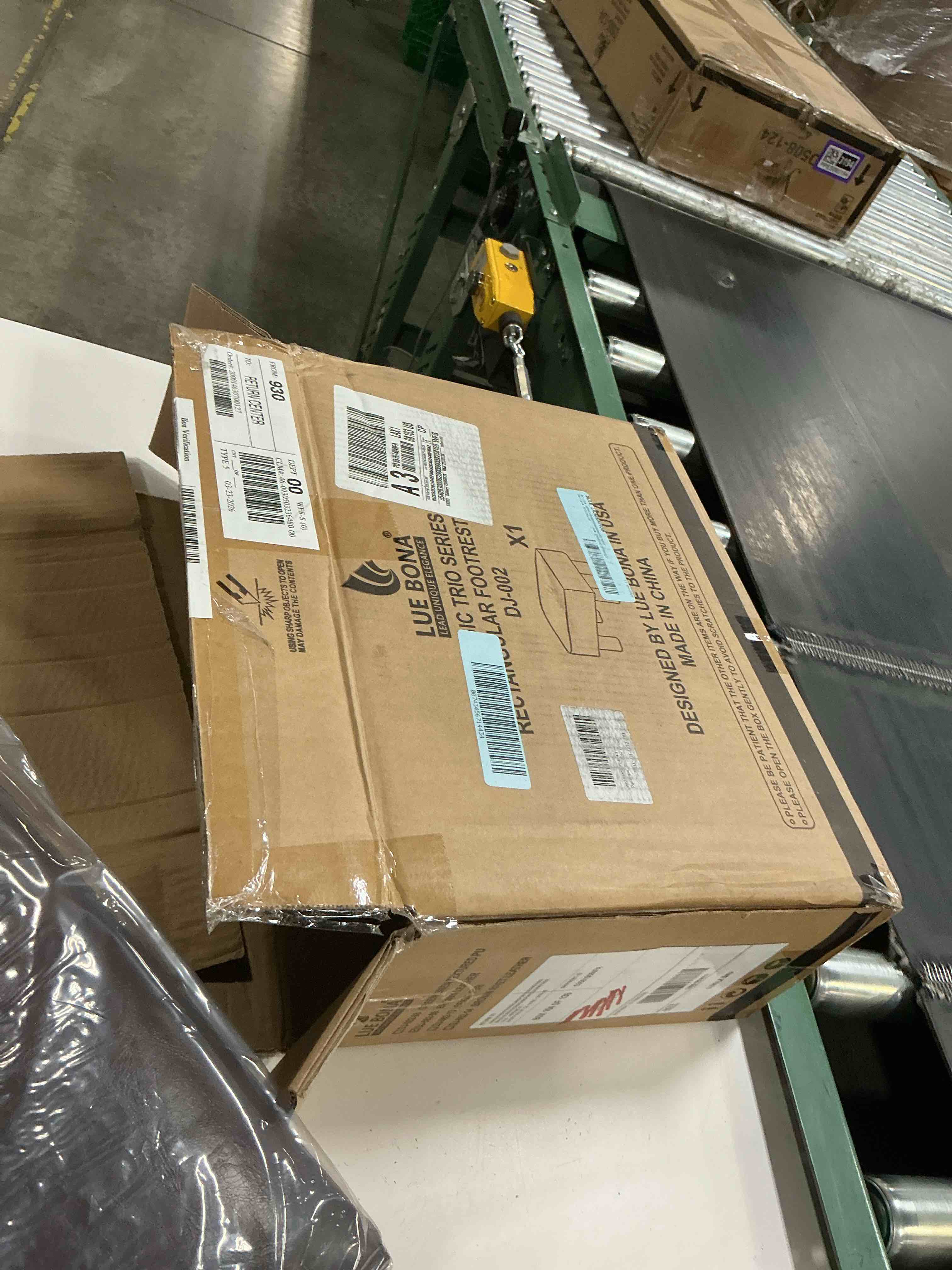 https://s3.amazonaws.com/lotting-images-prod/bidfta/PPE4749119_1777050353759.jpeg