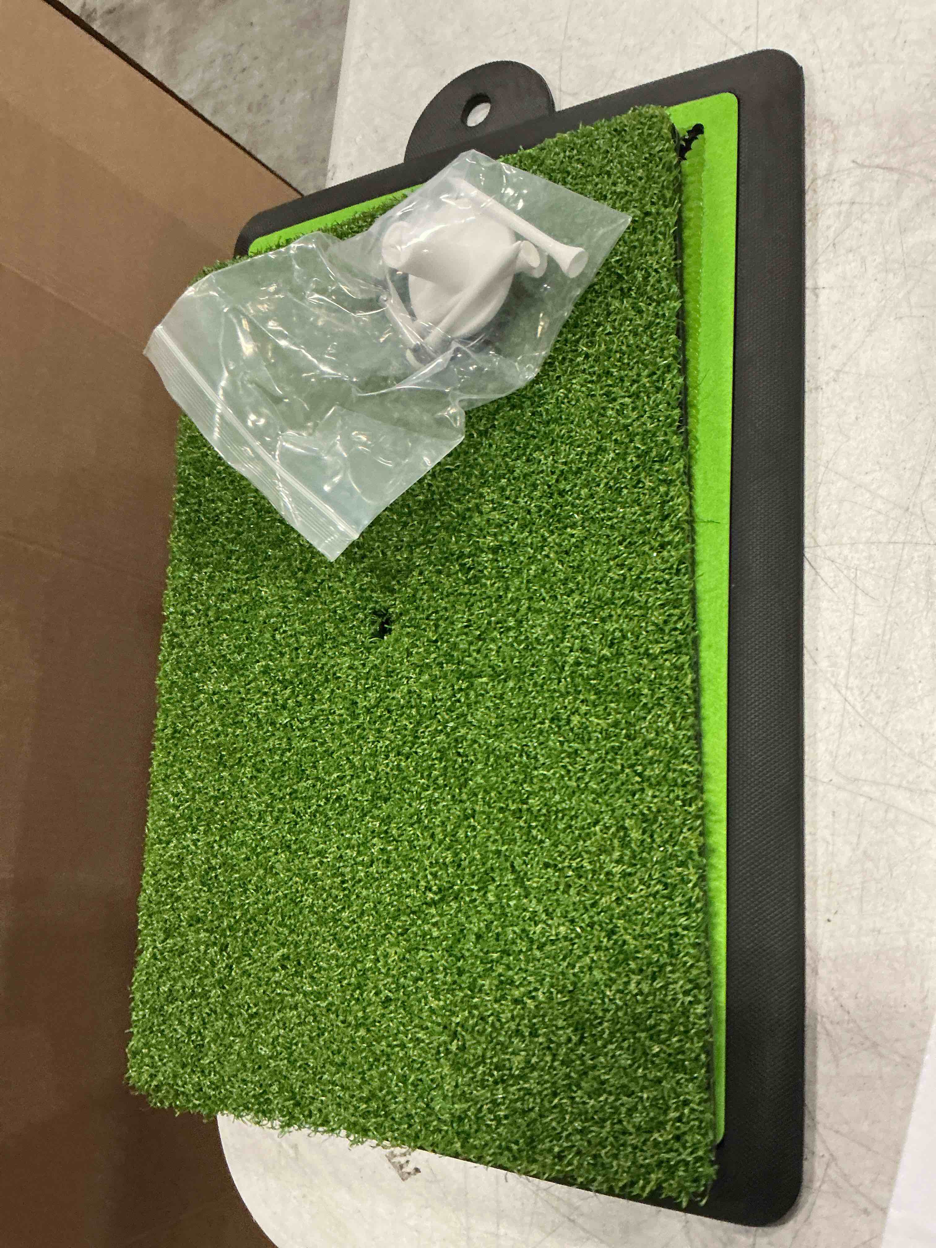 https://s3.amazonaws.com/lotting-images-prod/bidfta/PPE4749337_1777305829871.jpeg