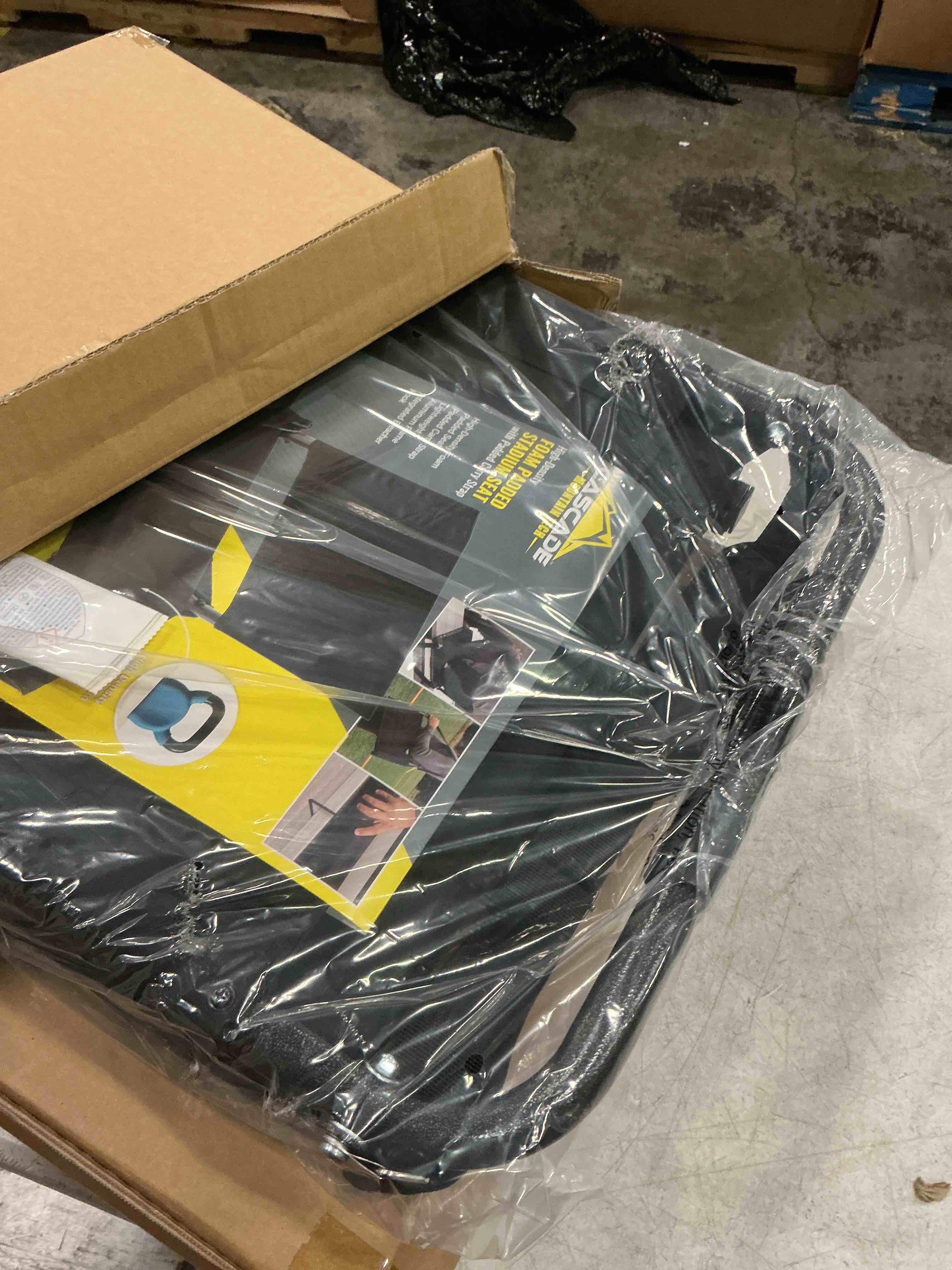 https://s3.amazonaws.com/lotting-images-prod/bidfta/PPE4749349_1777309535293.jpeg
