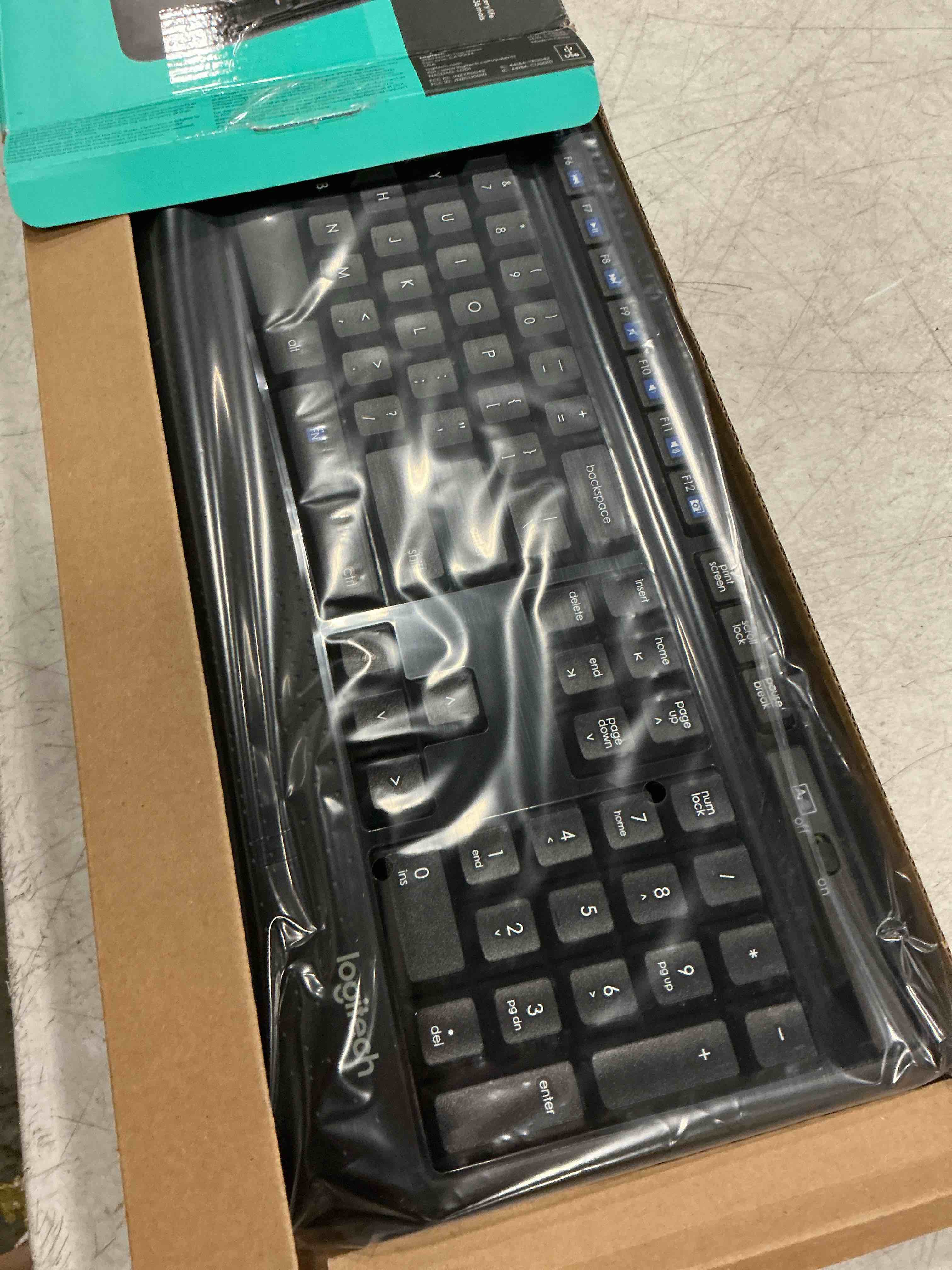 https://s3.amazonaws.com/lotting-images-prod/bidfta/PPE4749360_1777310731298.jpeg