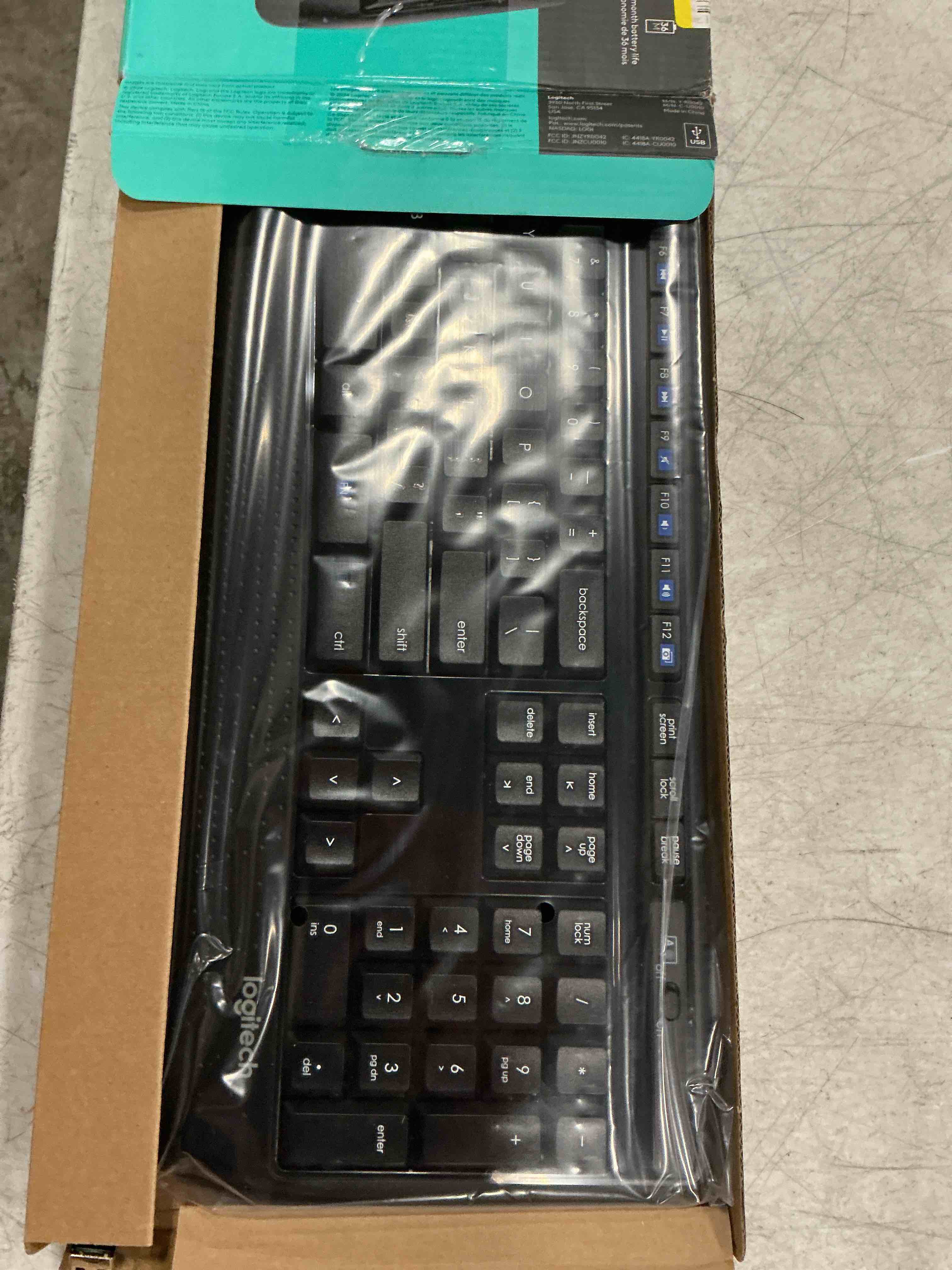 https://s3.amazonaws.com/lotting-images-prod/bidfta/PPE4749360_1777310732763.jpeg