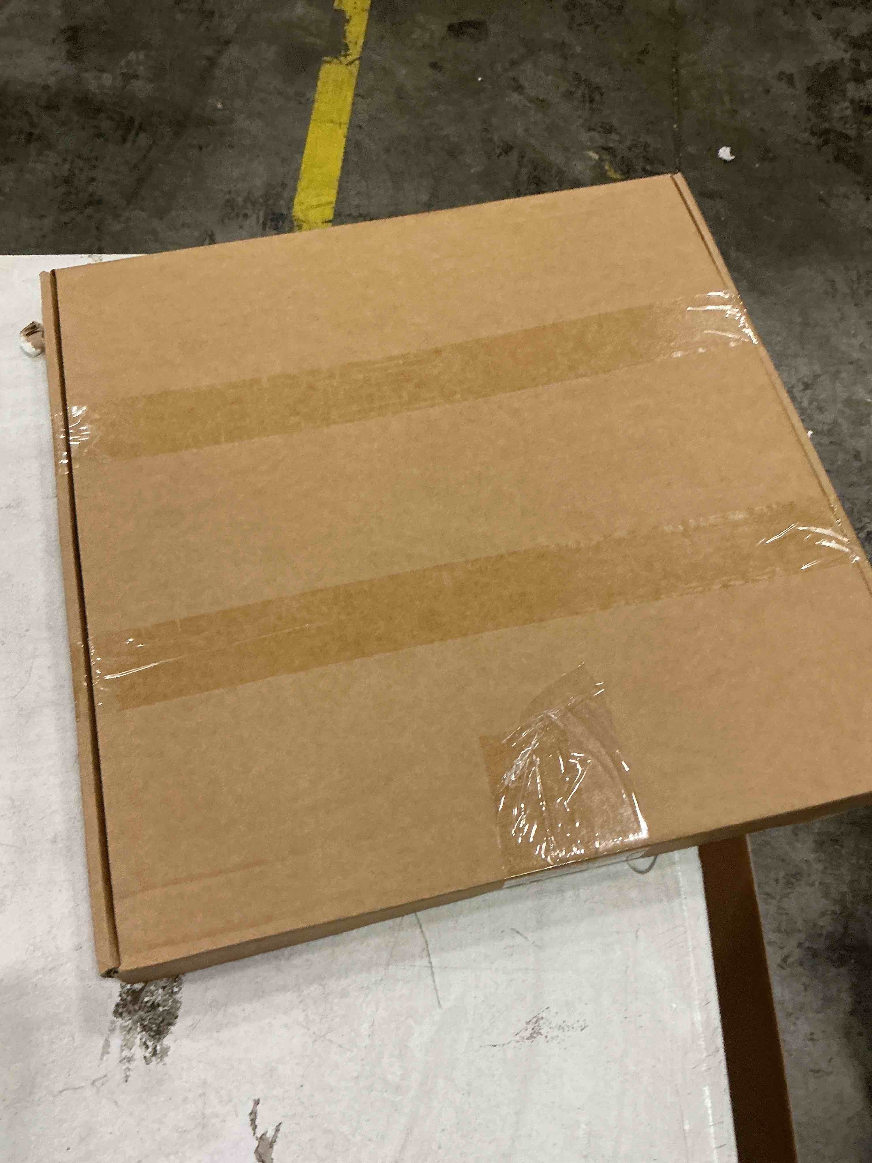 https://s3.amazonaws.com/lotting-images-prod/bidfta/PPE4749375_1777311730564.jpeg