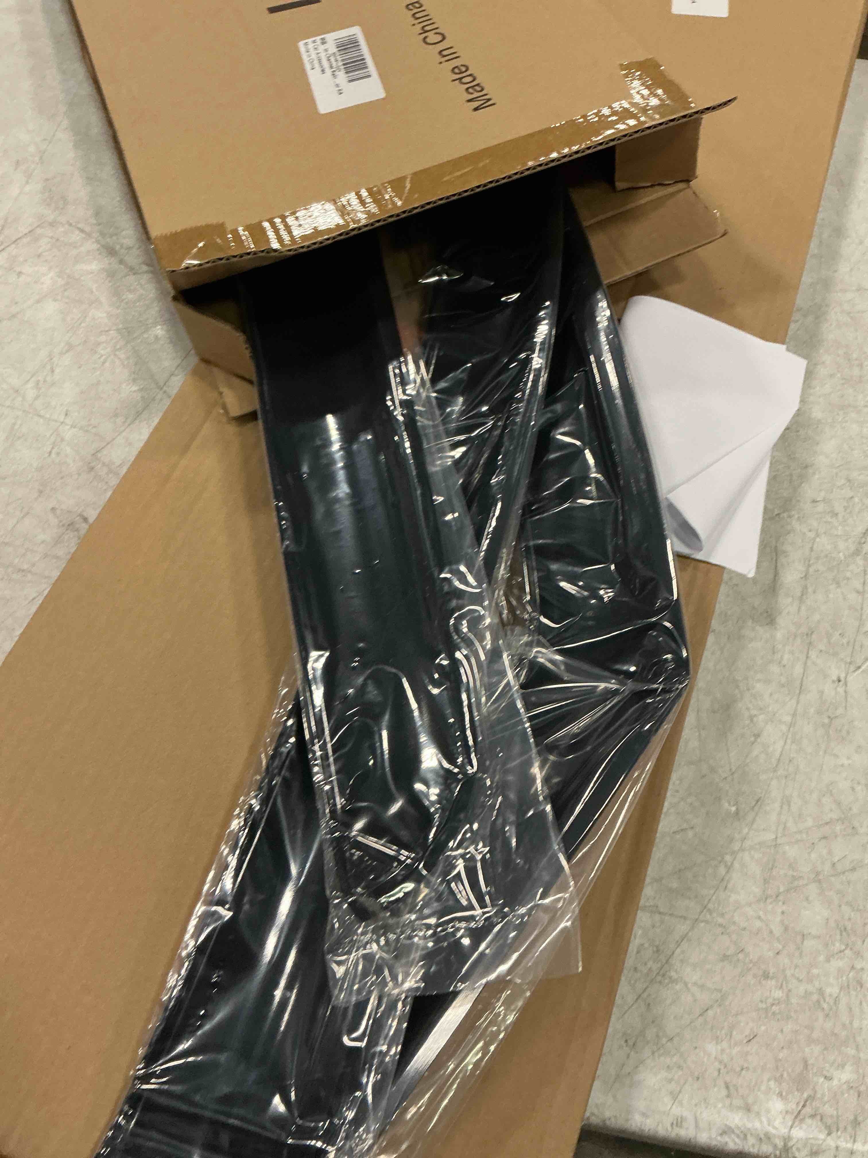 https://s3.amazonaws.com/lotting-images-prod/bidfta/PPE4749431_1777315901323.jpeg