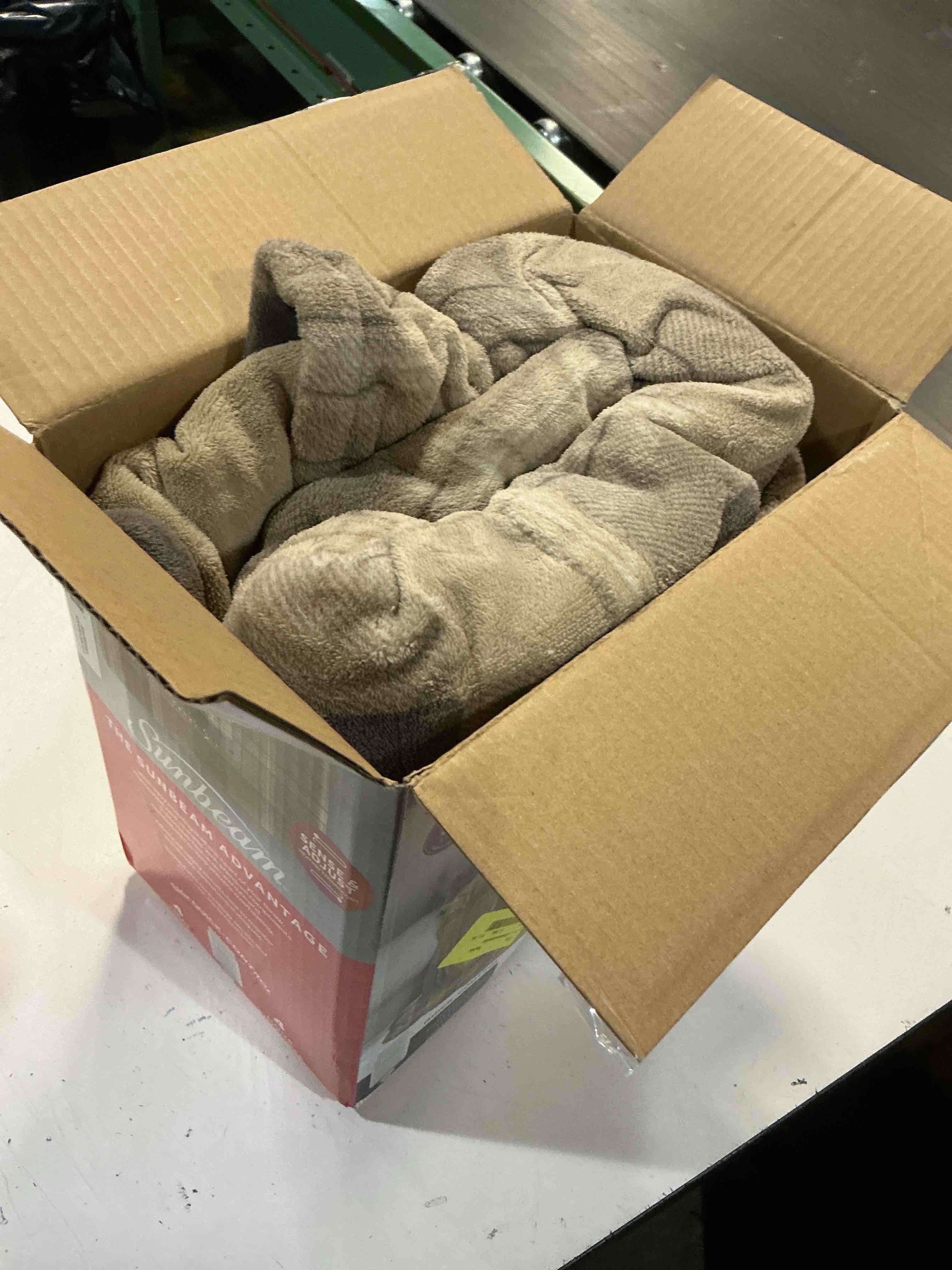 Condition photo showing As Is for sunbeam electric heated throw blanket