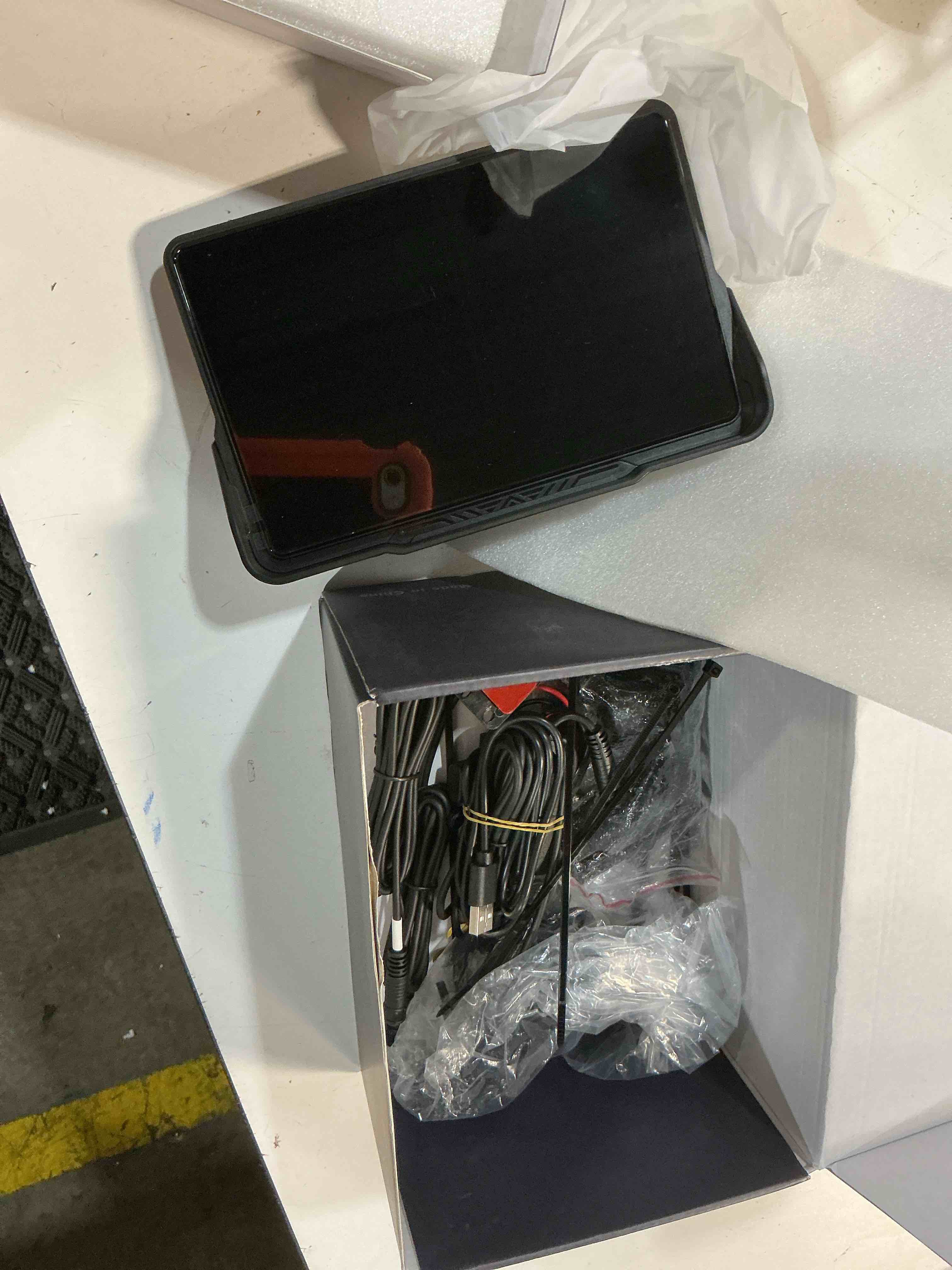Condition photo showing Good Condition for motorcycle carplay screen 7", waterproof gps display for motorbike, wireless carplay & android auto para moto, dual bluetooth, touchscreen, music sharing siri (7" wireless carplay) (dual camera)