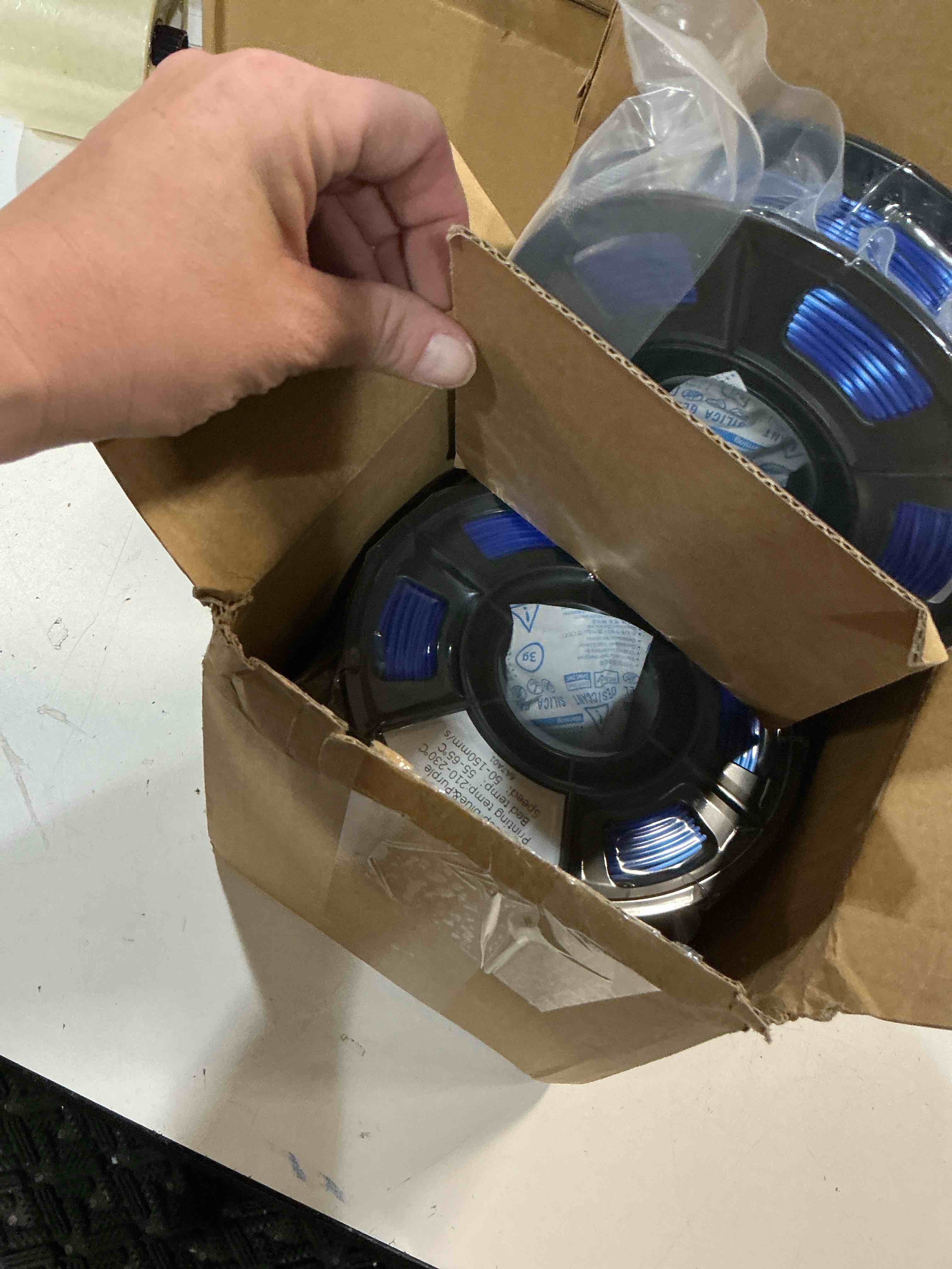 Condition photo showing New/Like New for epelay 3d printing filament, silk 3d pla printer filament 1.75mm, shiny dual color change & neatly wound, blue series 4 x 250g spools for most fdm printers deep blue & black/deep blue & purple/sky blue & green/aqua blue & rose red 250g*4