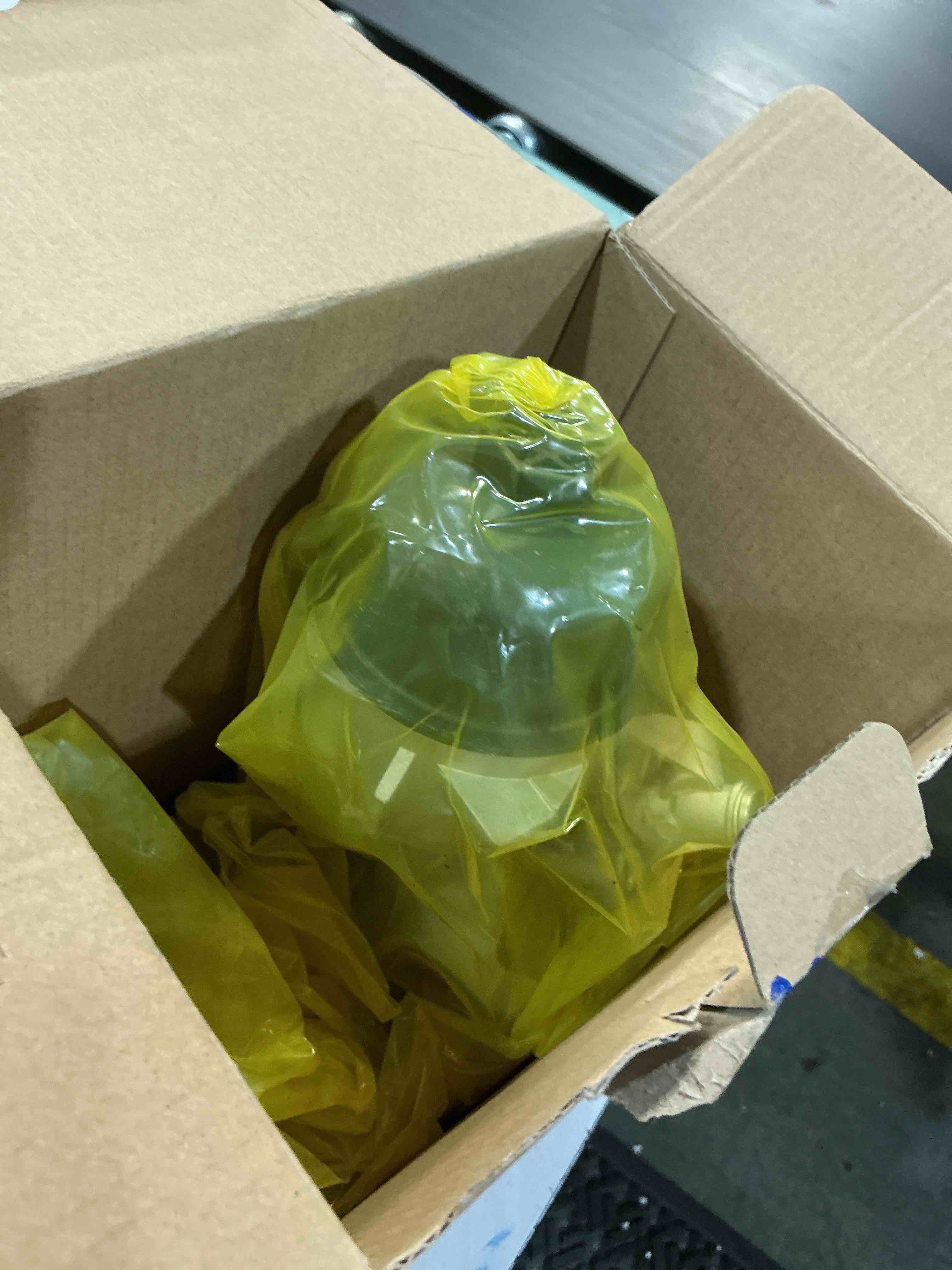 Condition photo showing New/Like New for mitzone n14 oil cooler filter housing assembly compatible with mini cooper s jcw r55 r56 r57 2007 2008 2009 2010 2011 1.6l