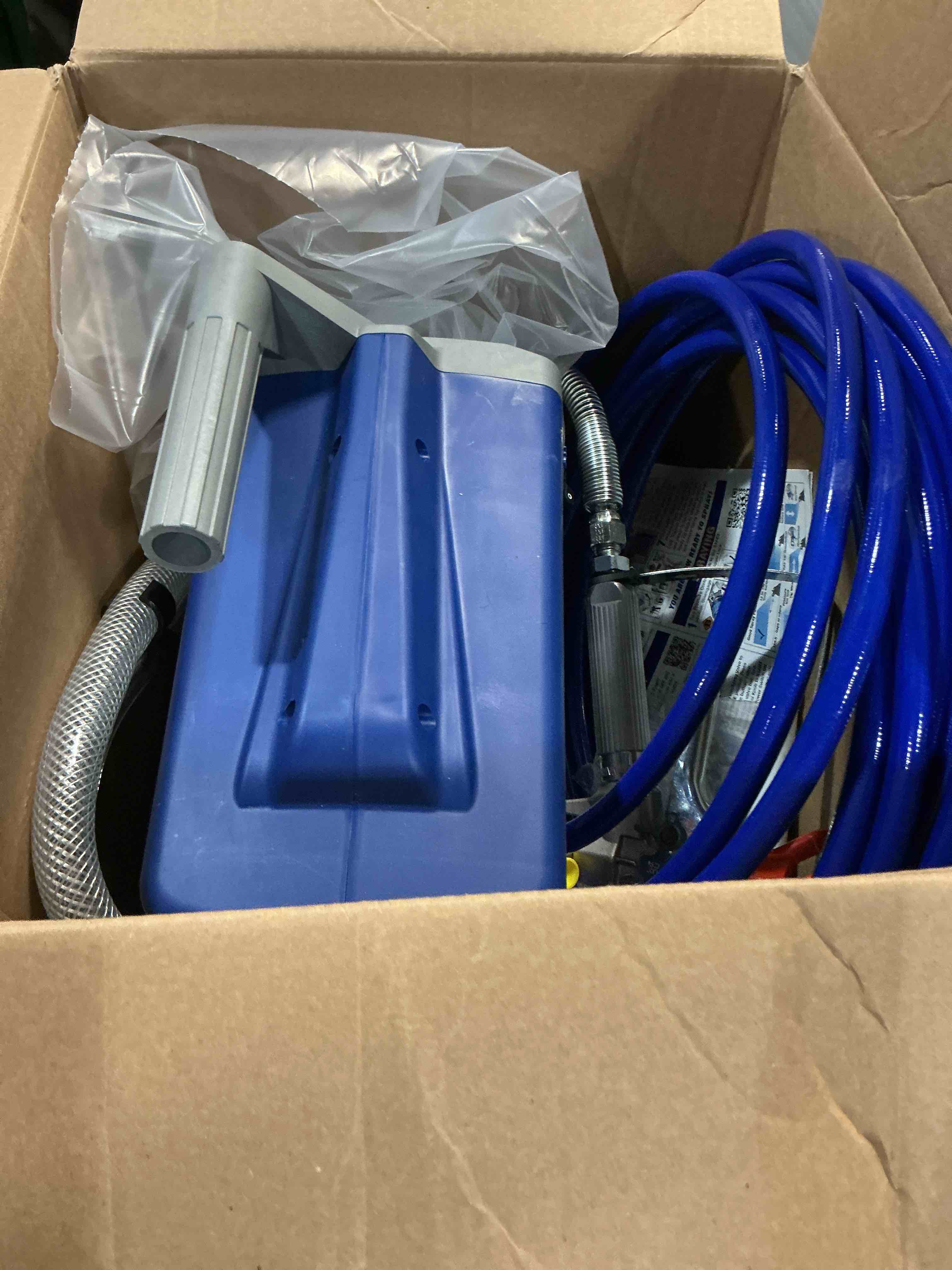 Condition photo showing As Is for graco magnum 2800 psi metal airless sprayer