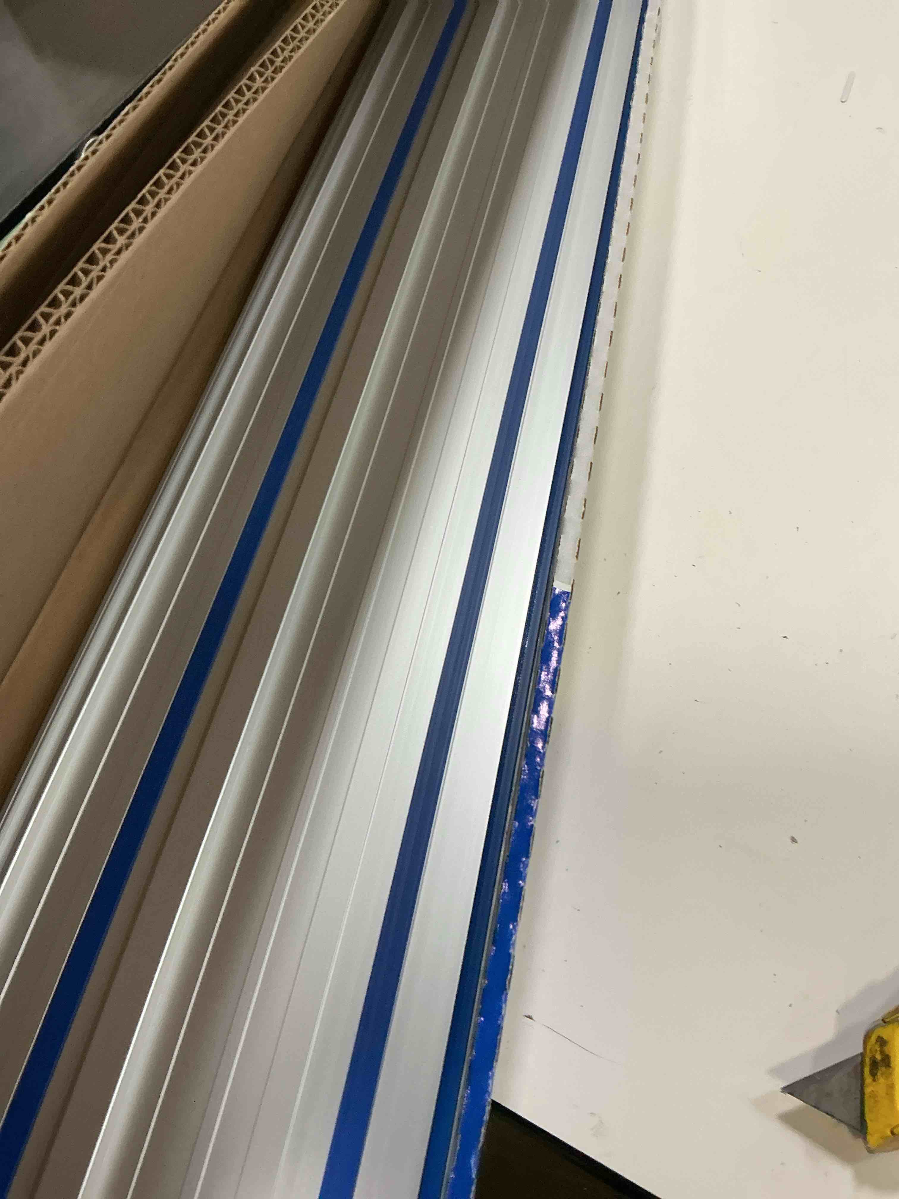 Condition photo showing Good Condition for kreg acs430 adaptive cutting system 62-inch guide track