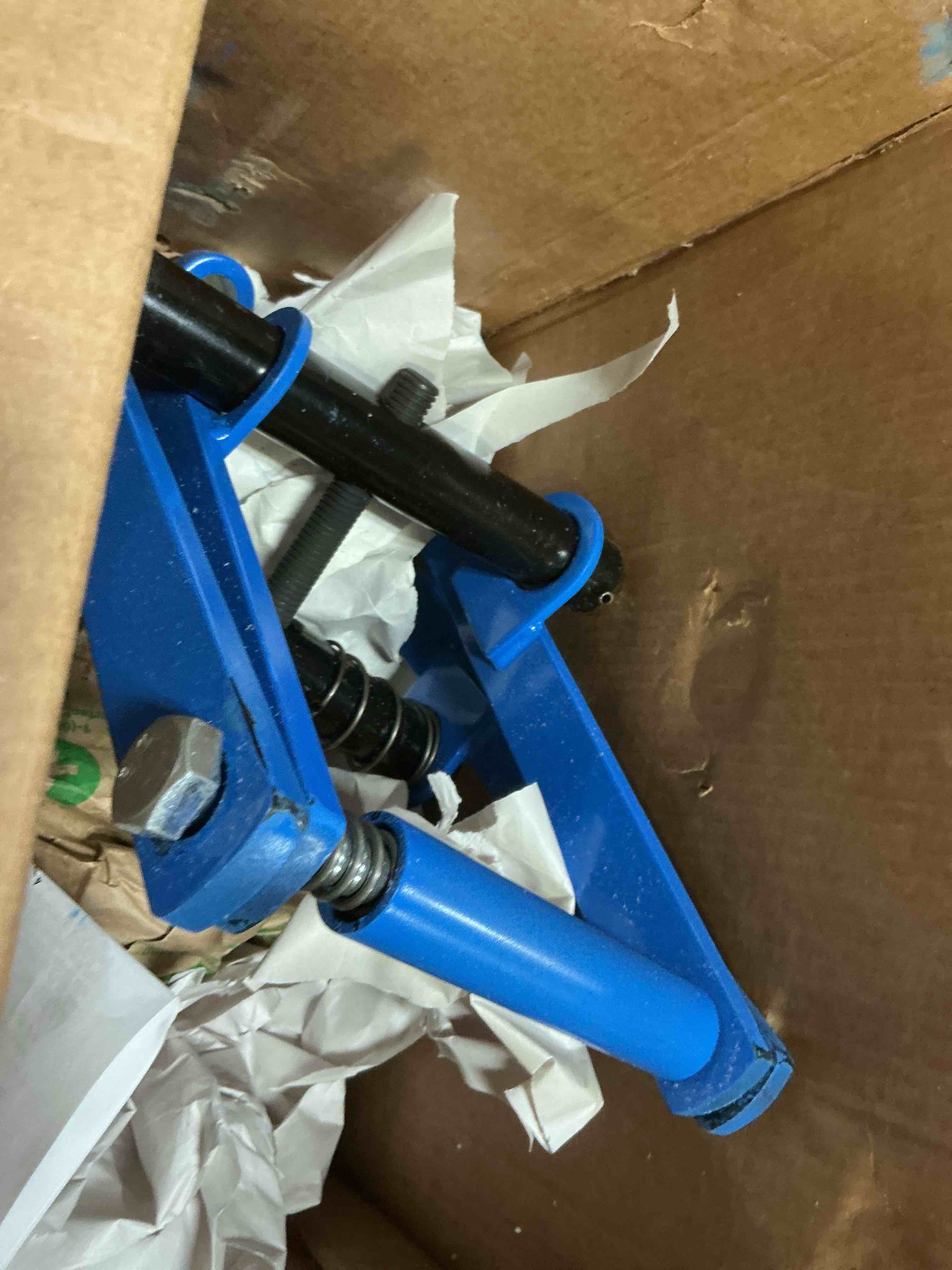 Condition photo showing As Is for otc tools 6494 clamshell strut spring tool