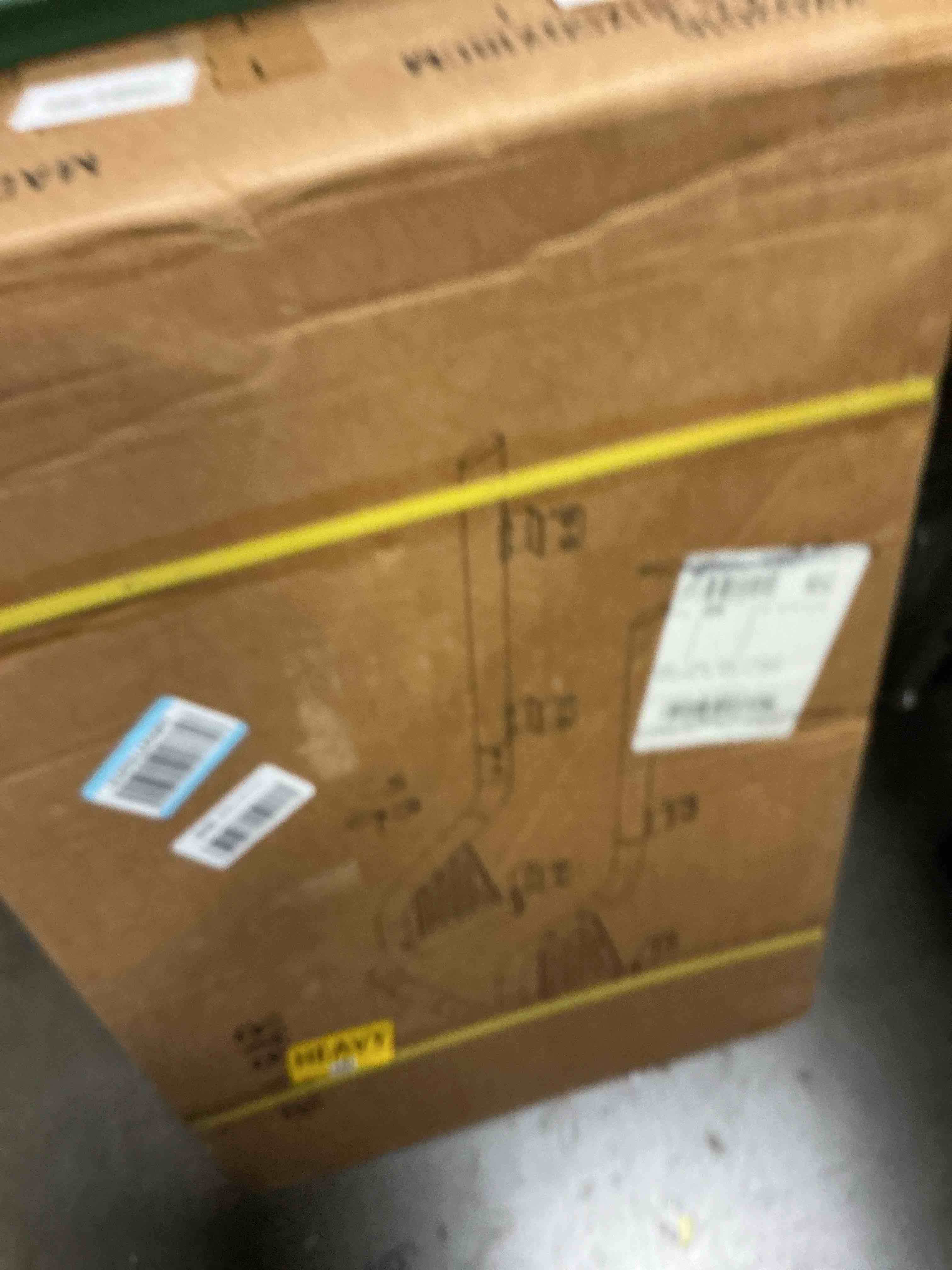 Condition photo showing New/Like New for long bed roll bar compatible with 2022–2025 ford maverick | ford maverick roll bar sport bar | ford maverick bed rack | no-drill install |not block 3rd brake light |sporty ladder rack design kr01b maverick