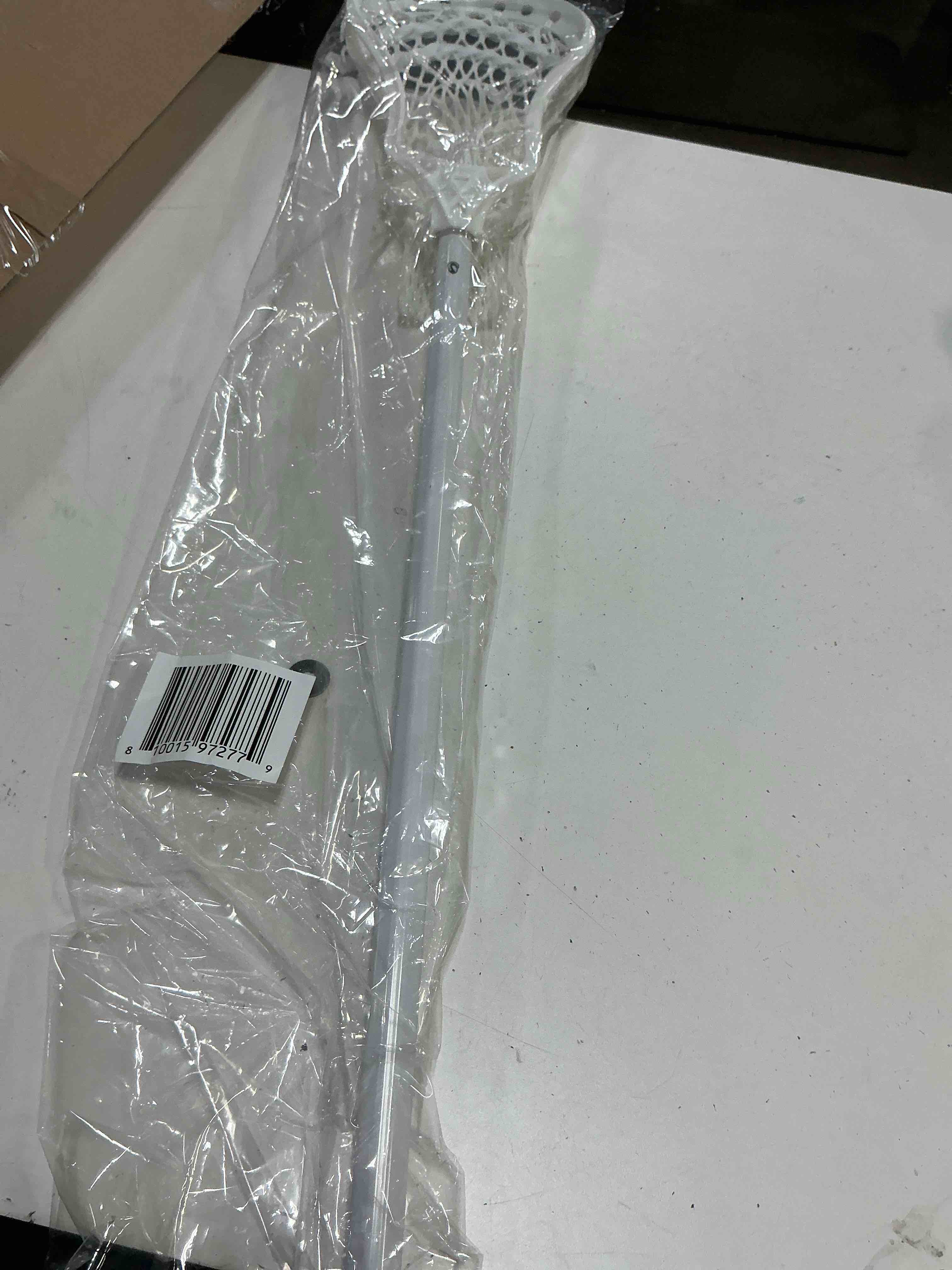 Condition photo showing Good Condition for signature starter stick - 28" or 19.5" - the best starter stick for kids - pro strung pocket, lightweight plastic shaft, play ready lacrosse stick, for entry level first time player 28”