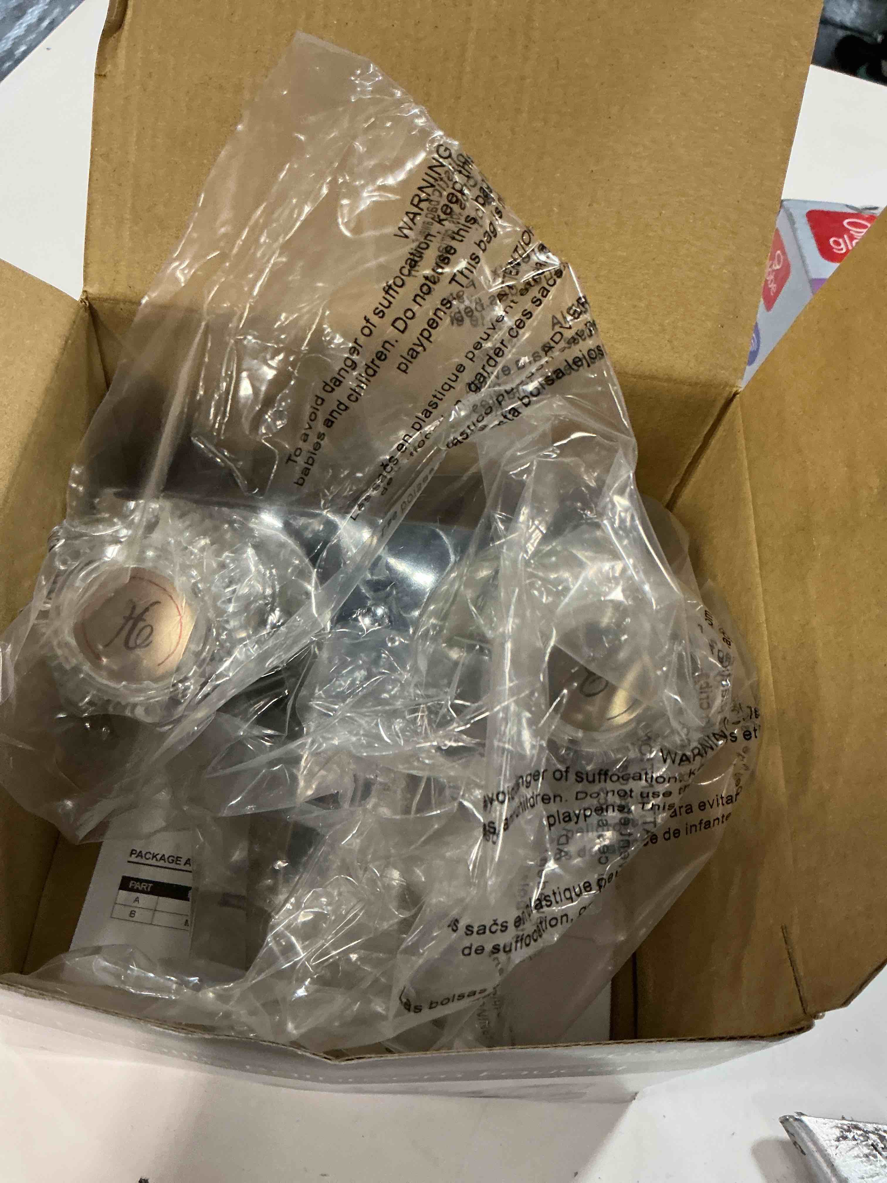 https://s3.amazonaws.com/lotting-images-prod/bidfta/PPE4767189_1776693542688.jpeg