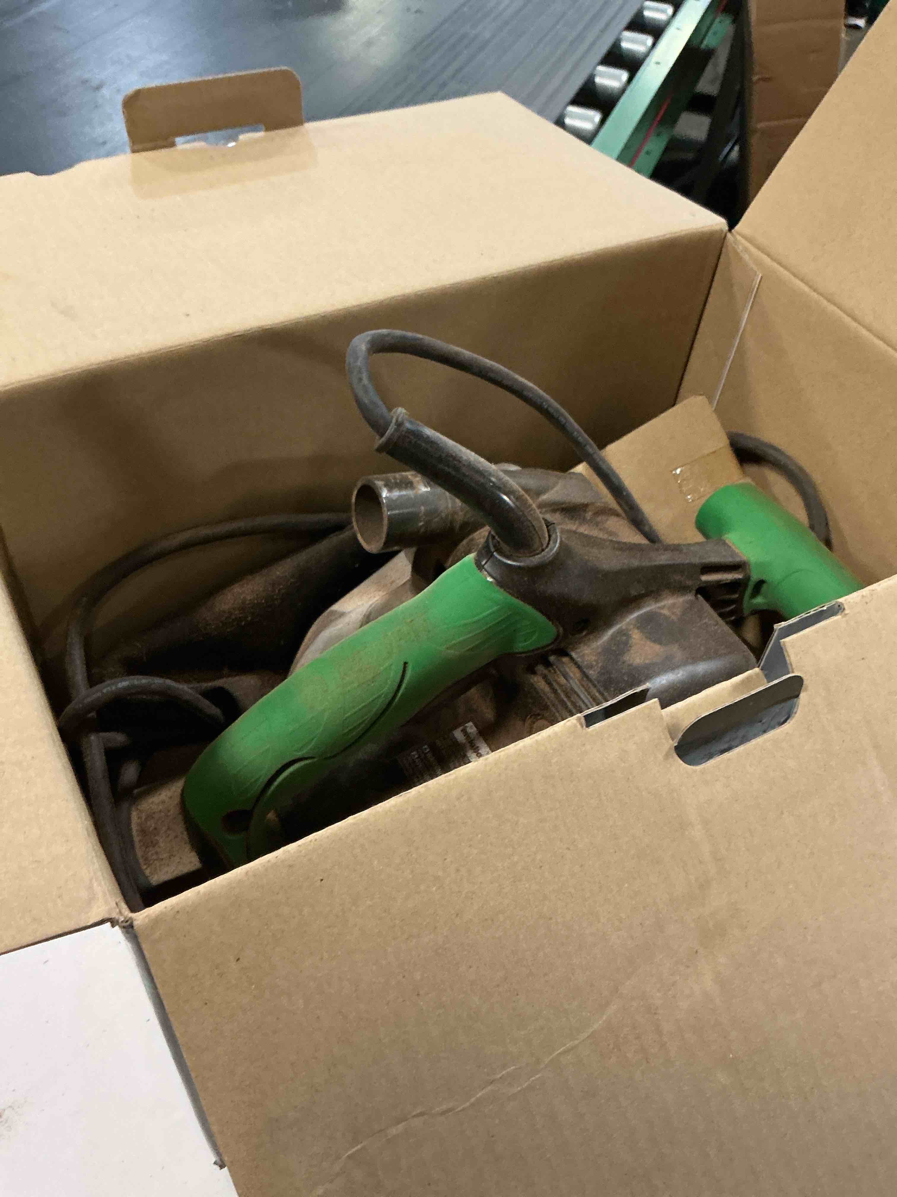 Condition photo showing As Is for metabo hpt belt sander | 3 x 21 inch | for woodworking | variable speed | 9.0 amp motor | soft grip | 5-year warranty | sb8v2 metabo hpt sb8v2