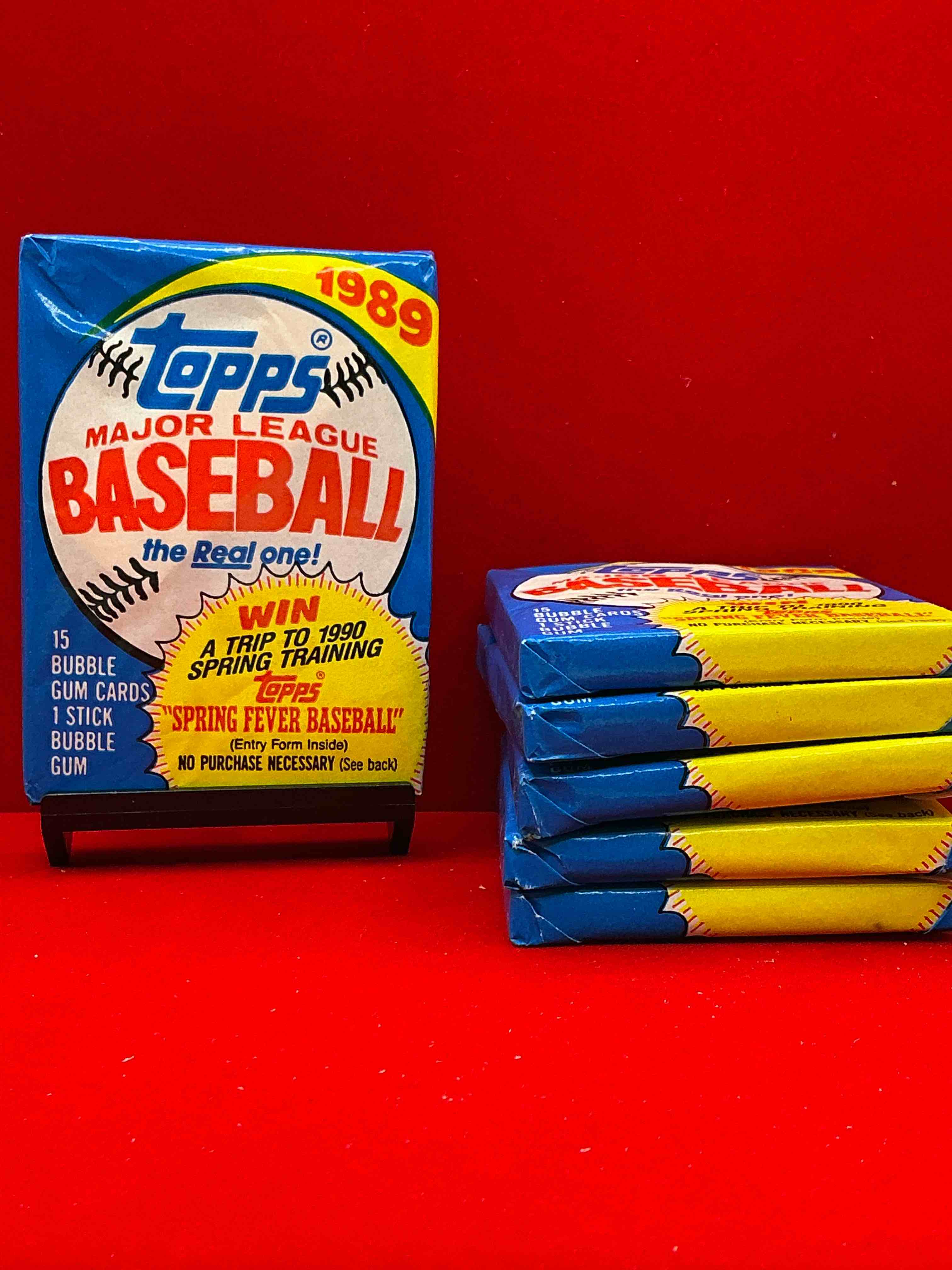 john smoltz & randy johnson rookies!? 1989 topps baseball unopened sports card wax packs! direct from original retail case! search for valuable ken griffey jr. & randy johnson rookie cards as well as valuable bo jackson
