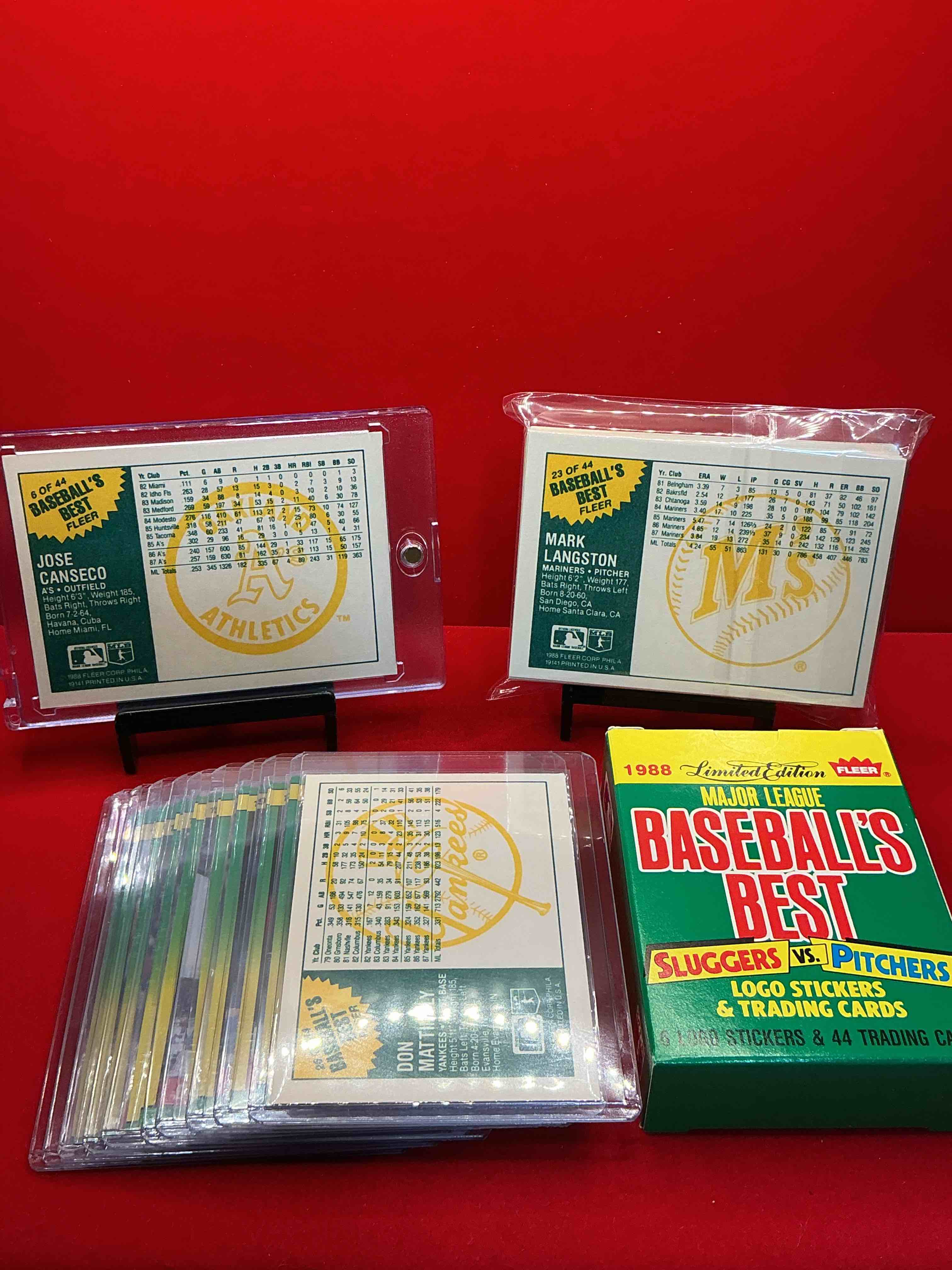 Condition photo showing New/Like New for jose canseco, bo jackson, barry bonds & more! 1988 fleer baseball 50 card craziness! bo jackson, barry bonds, kirby puckett, rickey henderson, don mattingly, wade boggs, fernando valenzuela, nolan ryan, roger clemens & more! the best players from the time! super rare set with all of these stars! 50 card craziness! legends, heroes & commons!