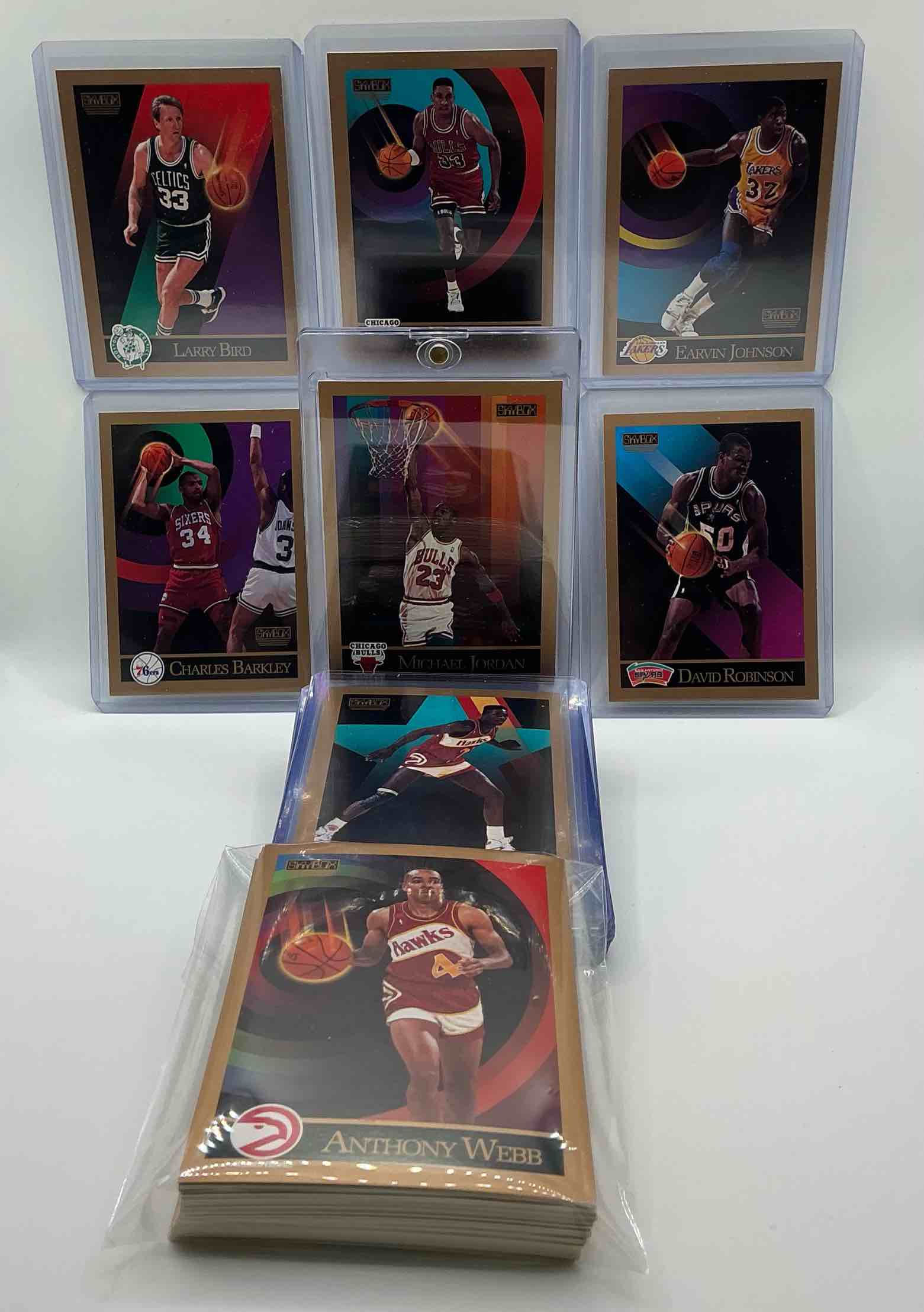 michael jordan! 1990 skybox 100 card basketball! all the best cards from the year! michael jordan, magic johnson, larry bird, scottie pippen, david robinson, charles barkley, karl malone, clyde drexler & more! all stars, hall of famers, champions & more, the perfect mix of miscellaneous '90 nba variety!