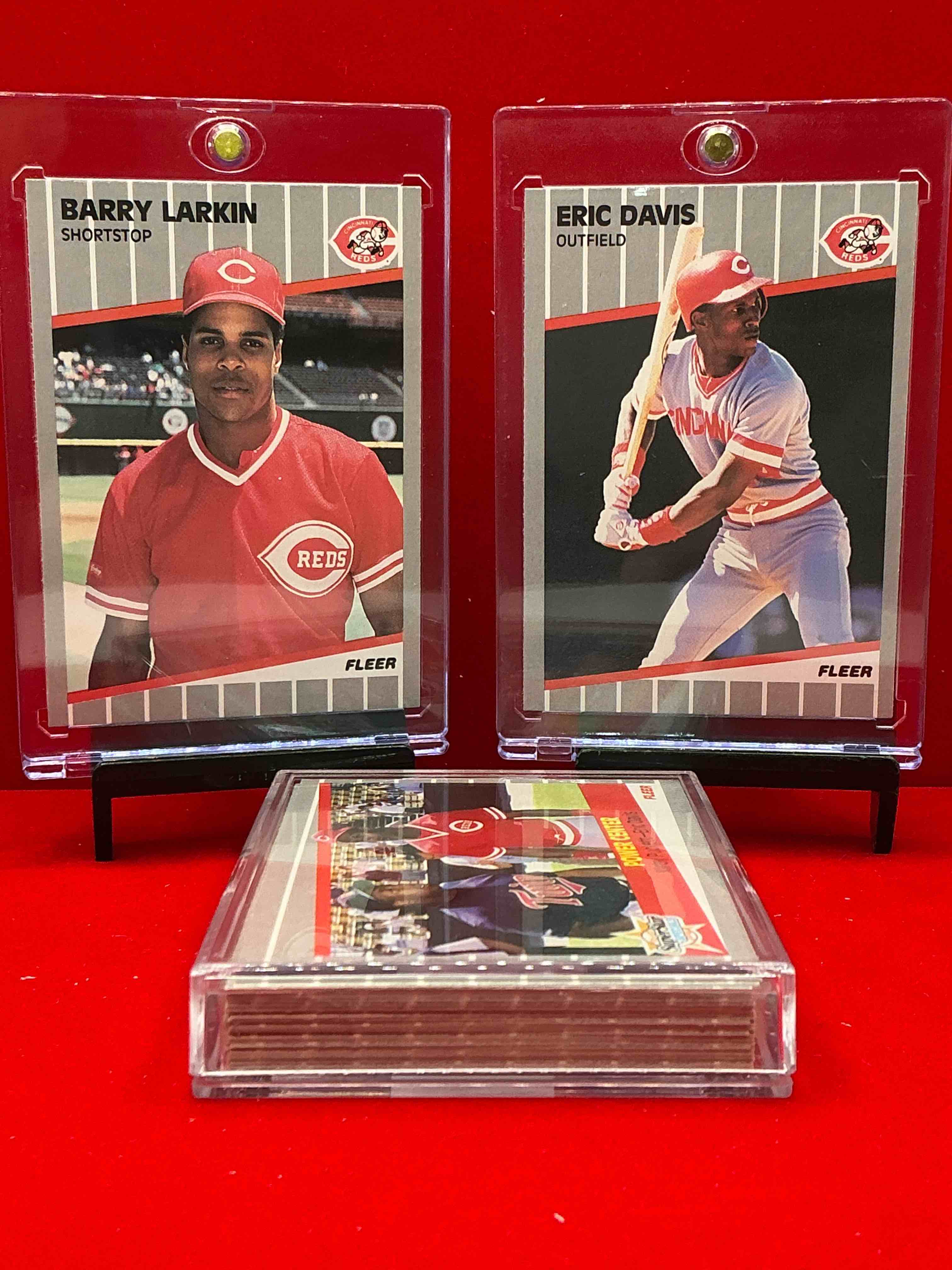 Condition photo showing New/Like New for eric davis! barry larkin! 1989 fleer reds team set! 29 card reds set! barry larkin, kal daniels & more! reds fans rejoice!