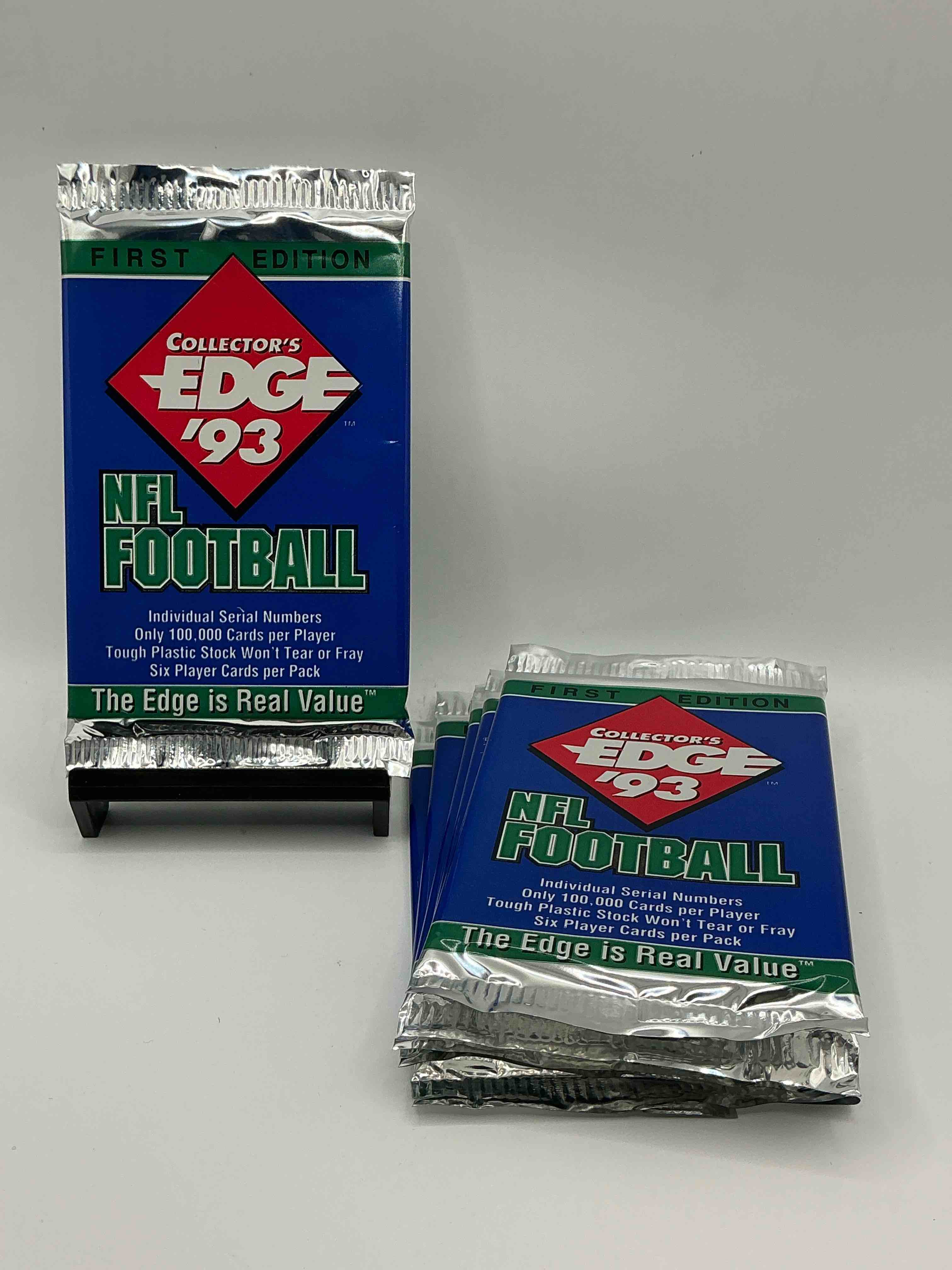 john elway autograph!? collector’s edge 1993 football packs! look for randomly inserted john elway cards, only 3000 inserted autos! legends, rookies, heroes & more!
