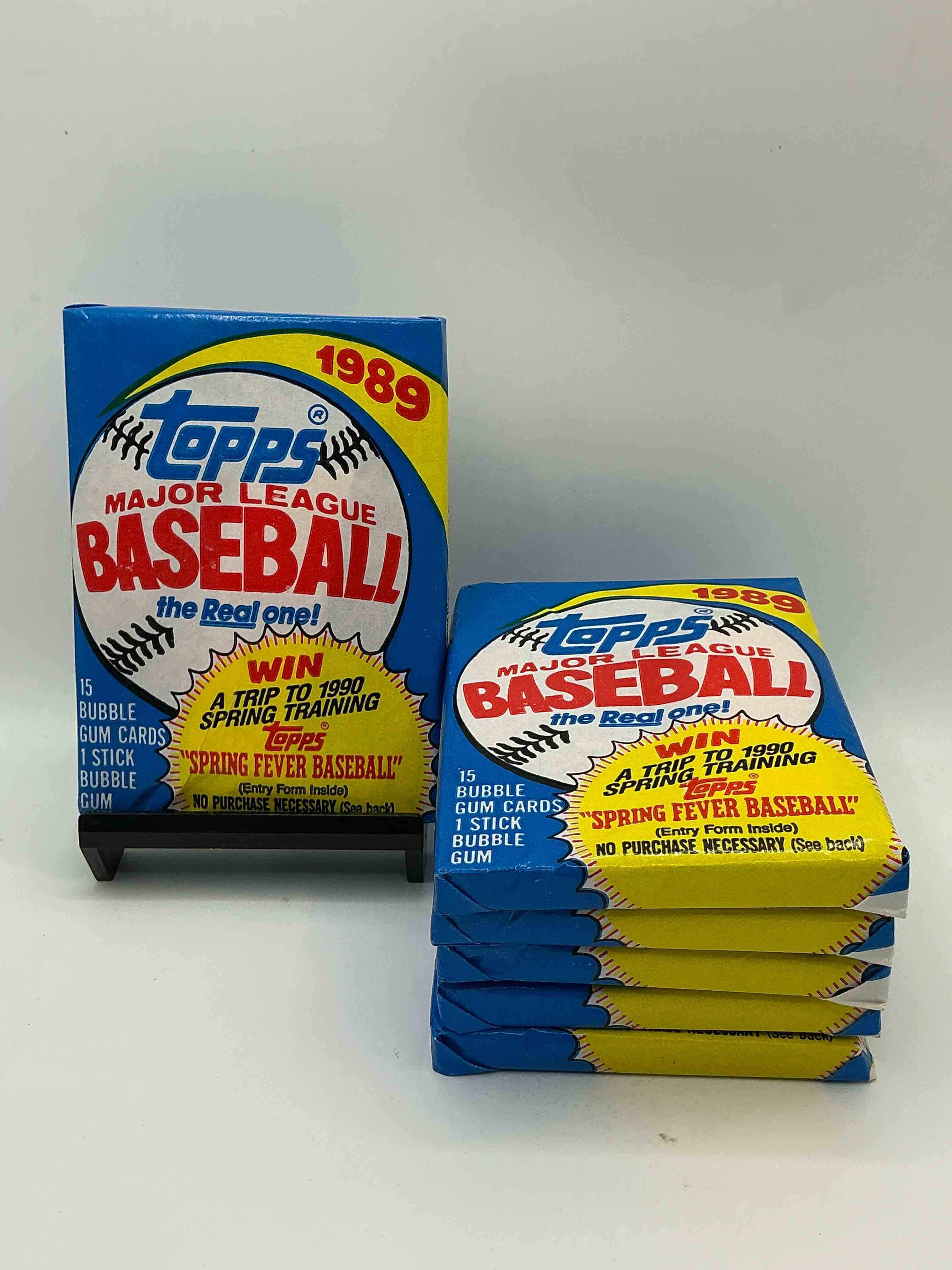 john smoltz & randy johnson rookies!? 1989 topps baseball unopened sports card wax packs! direct from original retail case! search for valuable ken griffey jr. & randy johnson rookie cards as well as valuable bo jackson