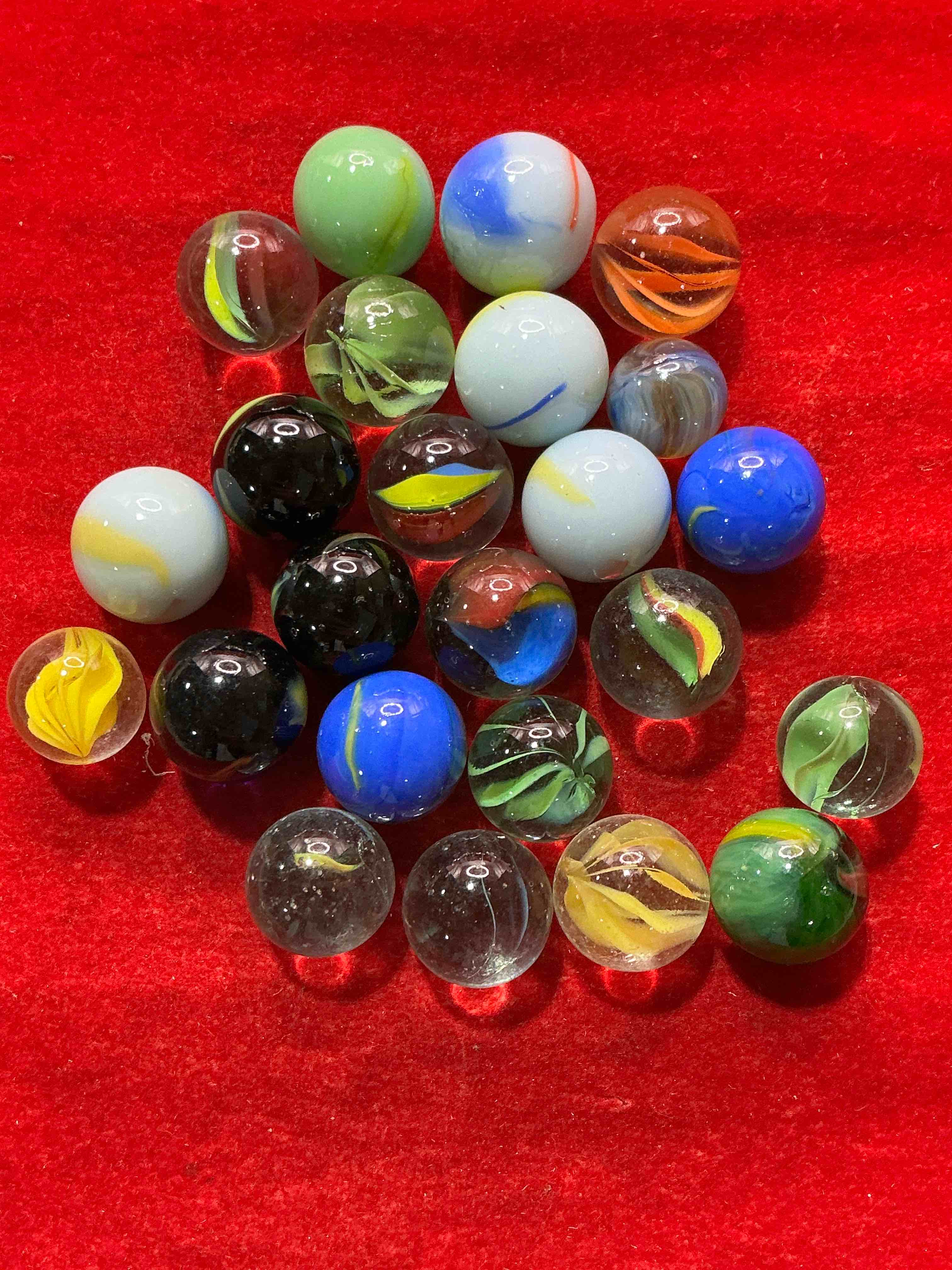 antique glass marbles! genuine stunning marbles lot, some marbles made between the years 1925-1965 & some may be made with uranium! some may are great depression era & even earlier! gorgeous, authentic pieces of history!