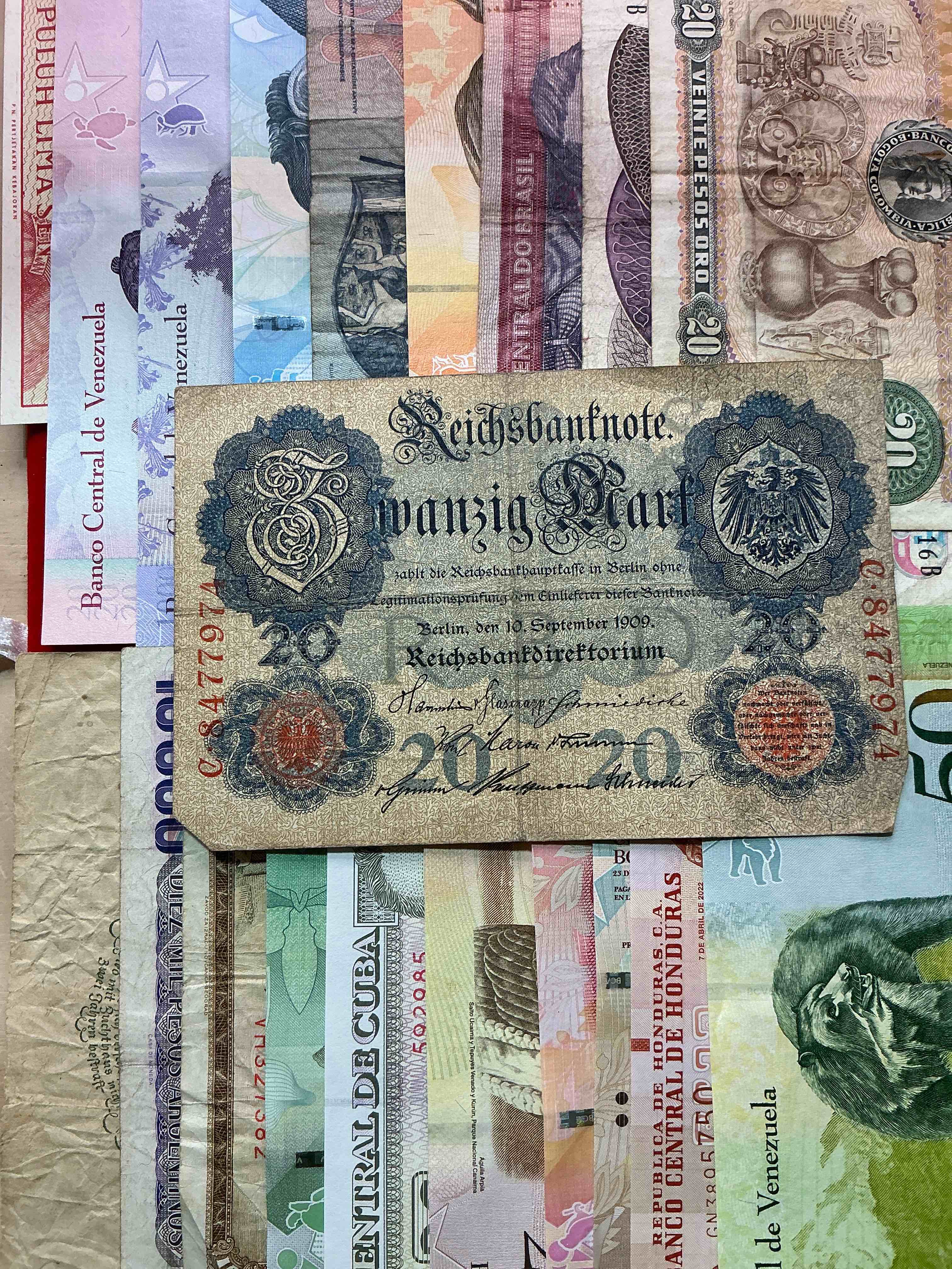 modern & antique paper money! vintage & antique! paper money from across the world- all different shapes & sizes from all kinds of crazy places! own currency from the corners of the world! wow!