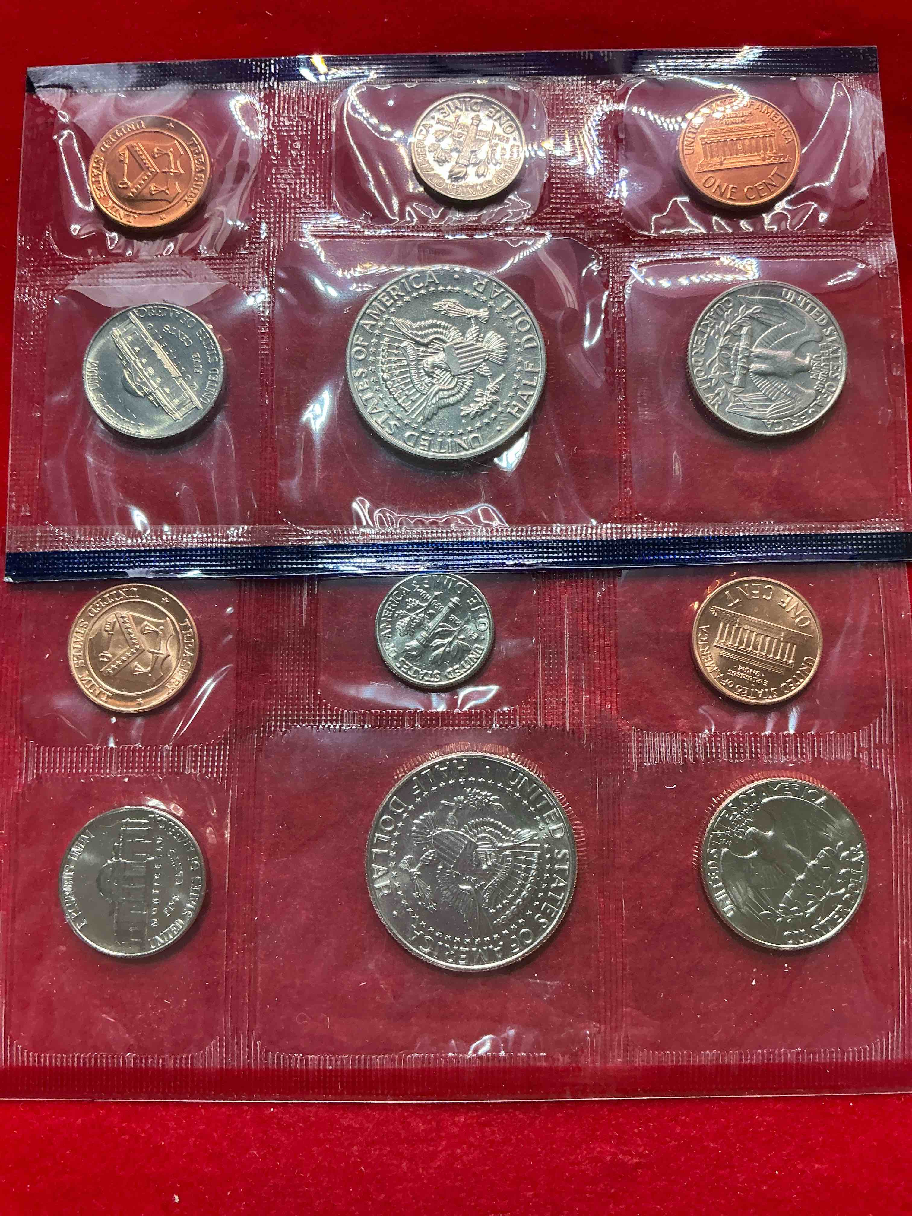 Condition photo showing New/Like New for 1989 uncirculated u.s. mint coins! attention all swifties out there! what a great year! these gorgeous coins from the mint set features each u.s. coins minted in 1989 in uncirculated condition, from each mint mark, philly & denver! from the u.s. treasury in 1989! own an awesome investment & incredible piece of u.s. history! also makes for an awesome gift!