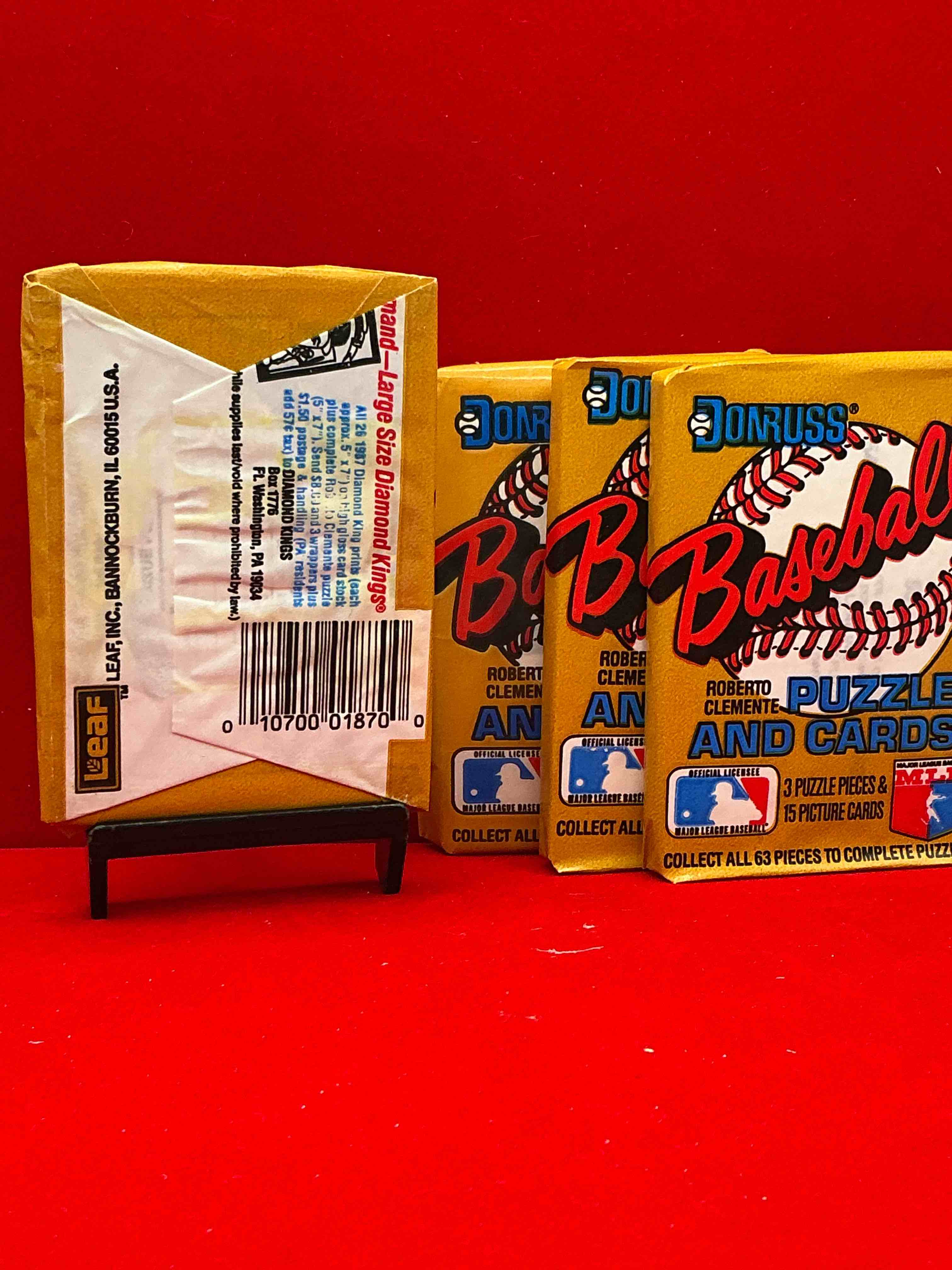 Condition photo showing New/Like New for absolutely fully loaded! 1987 donruss baseball unopened collectible sports trading card wax pack, direct from original retail case. this year is loaded with rookies! search for rookies from greg maddox (psa 10 value $200+), barry bonds (psa 10 value $150+), bo jackson (psa 10 value $175+), mark mcgwire rated rookie & more! these packs are drying up & getting very hard to find!